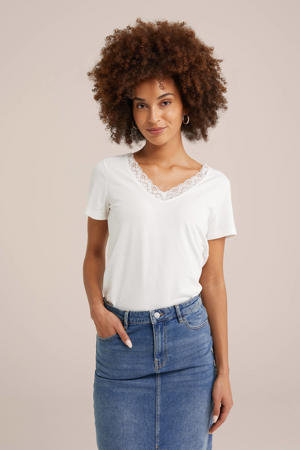 T-shirt wit