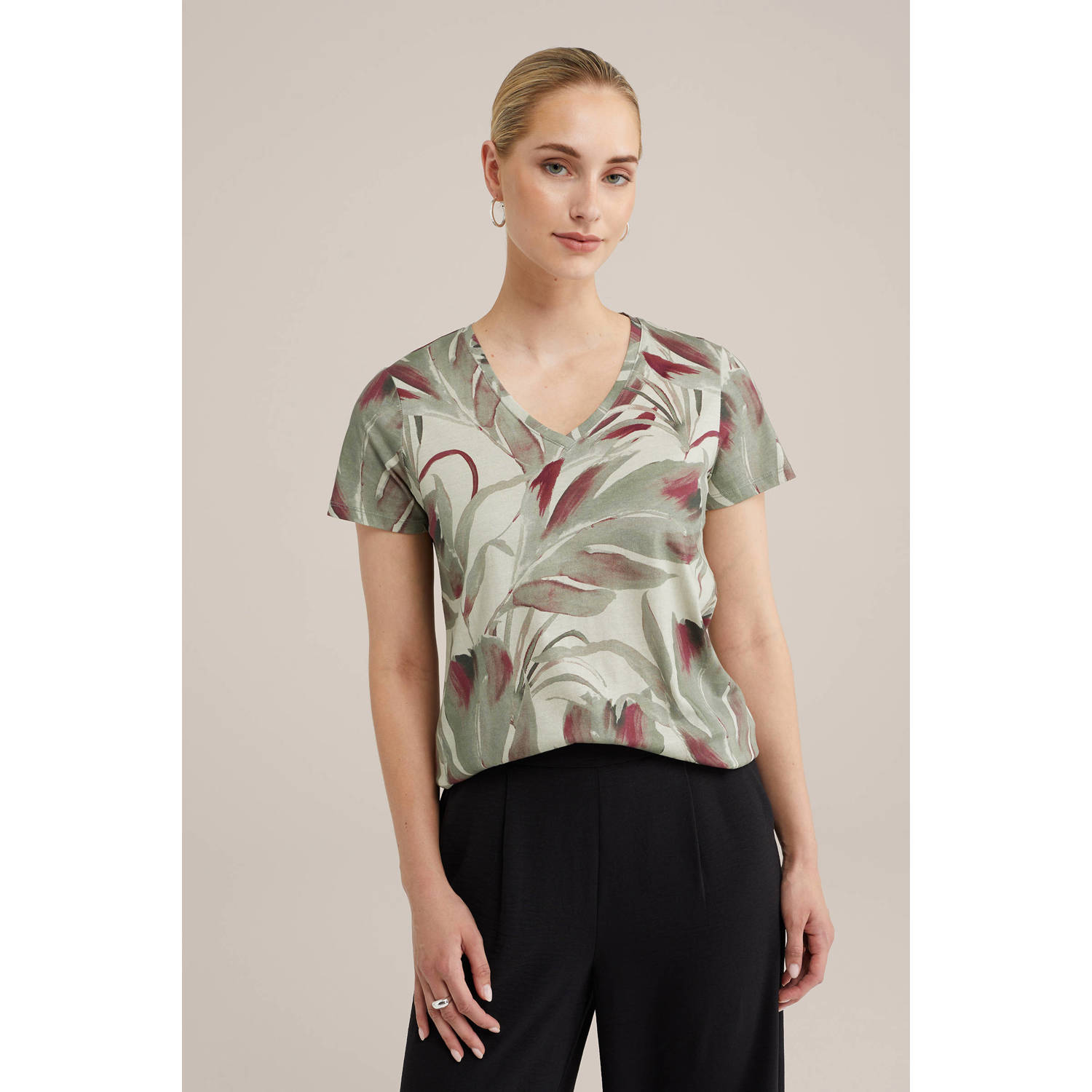 WE Fashion top met all over print groen ecru