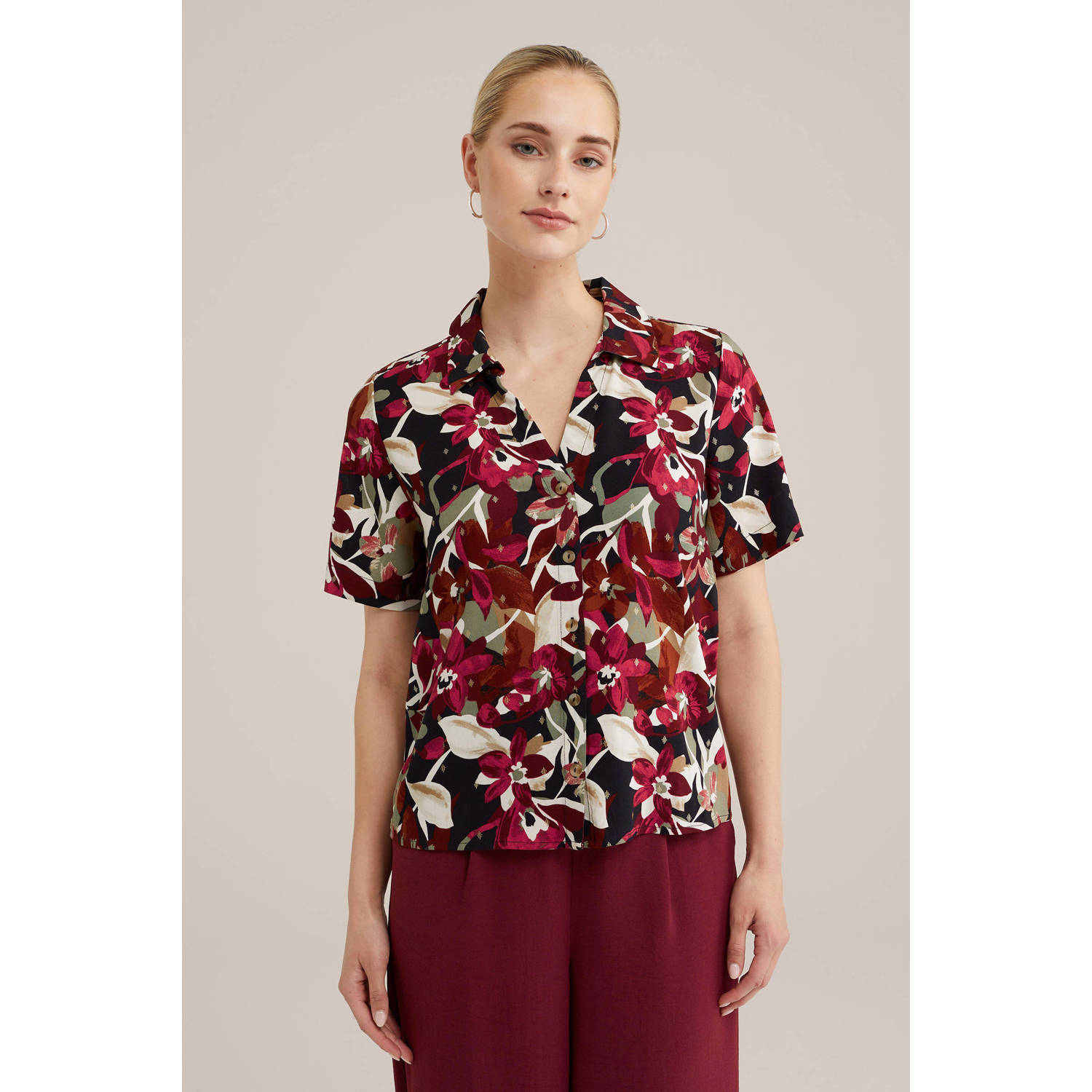 WE Fashion blouse met all over print donkerrood
