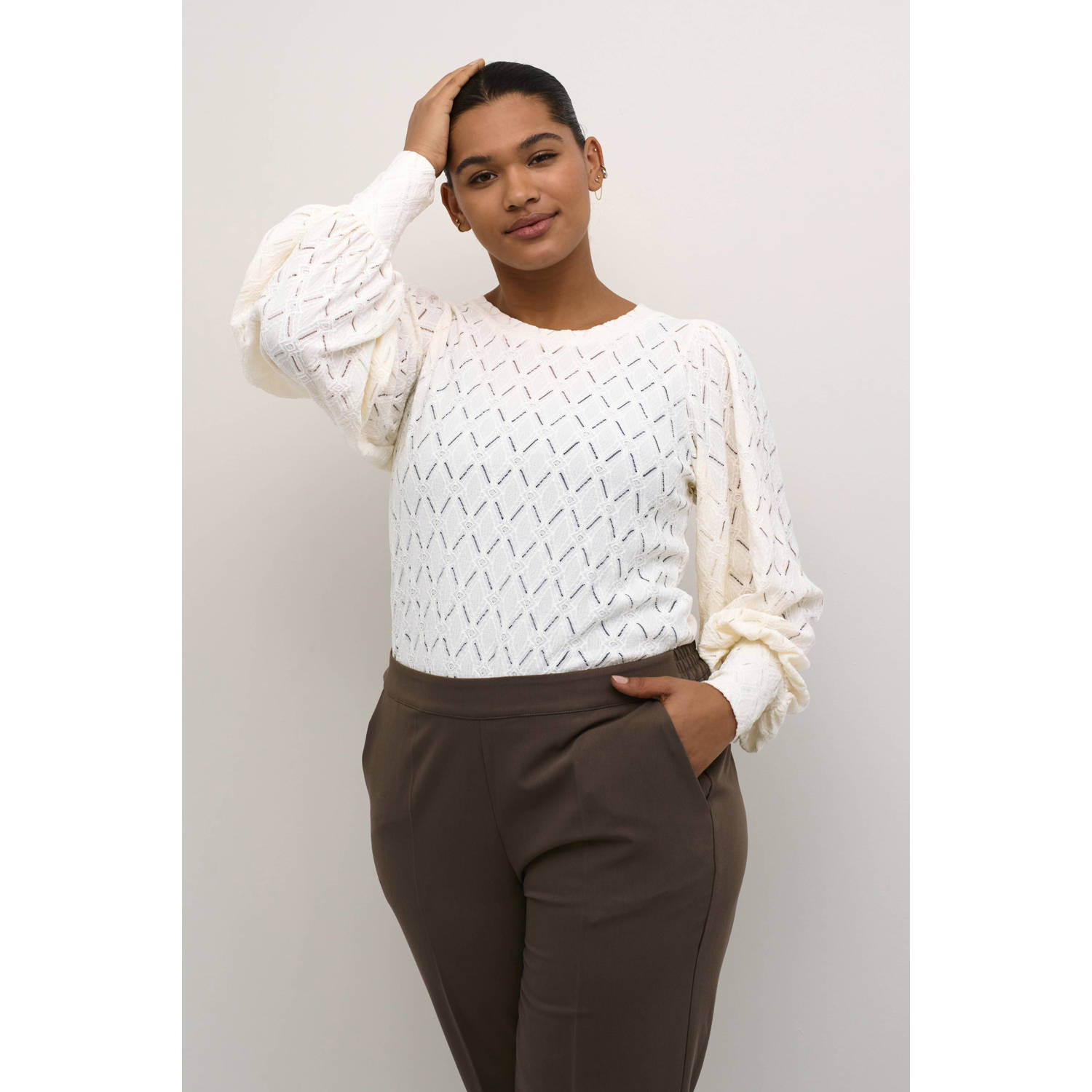 Kaffe Curve Elegante kanten blouse met pofmouwen White Dames
