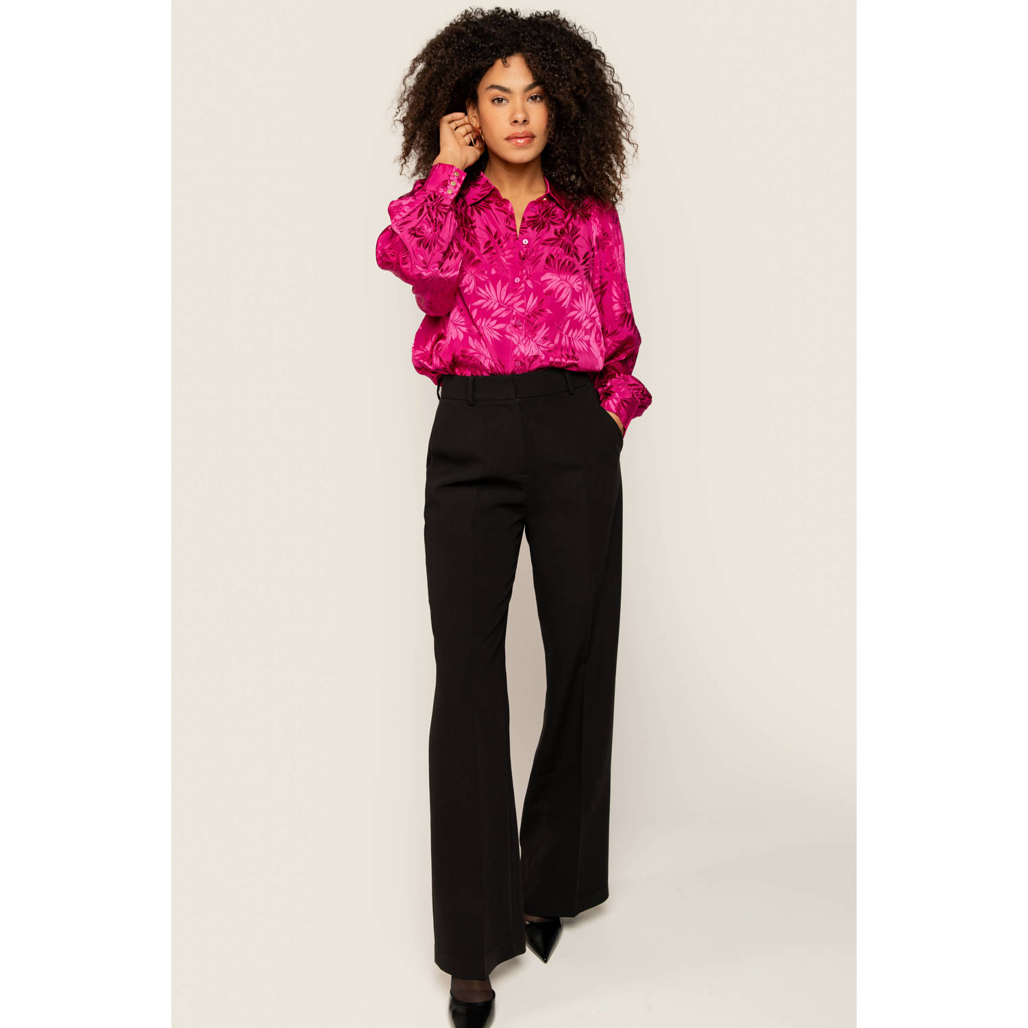 Freebird blouse Brenda met bladprint roze