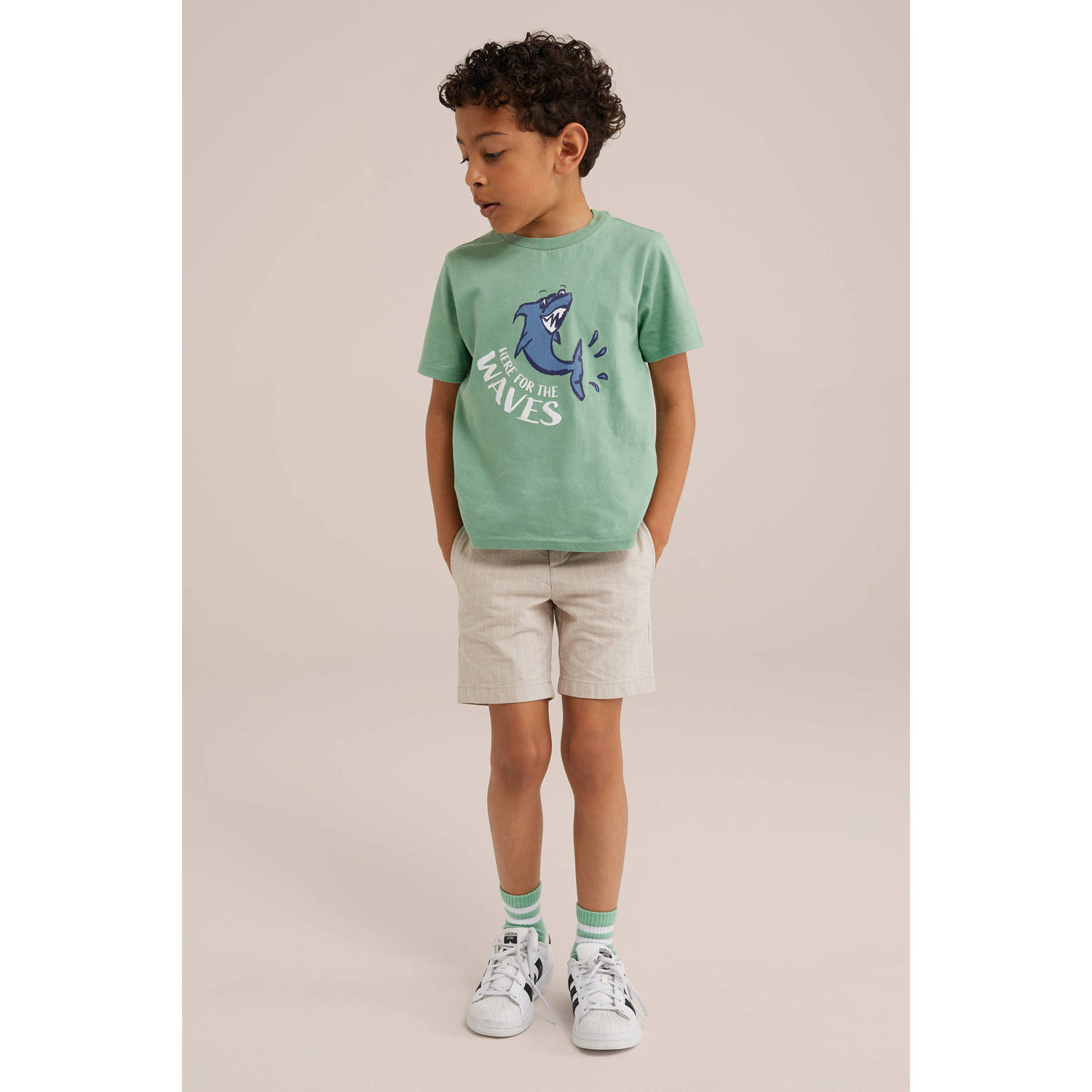 WE Fashion T-shirt met printopdruk lichtgroen Jongens Katoen Ronde hals 110 116