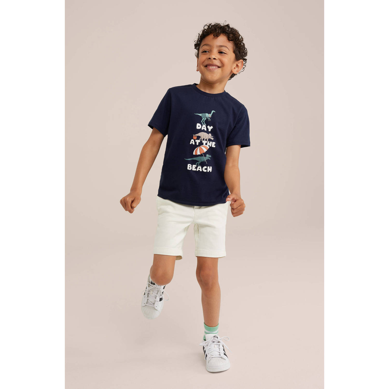 WE Fashion T-shirt met printopdruk donkerblauw Jongens Katoen Ronde hals 122 128