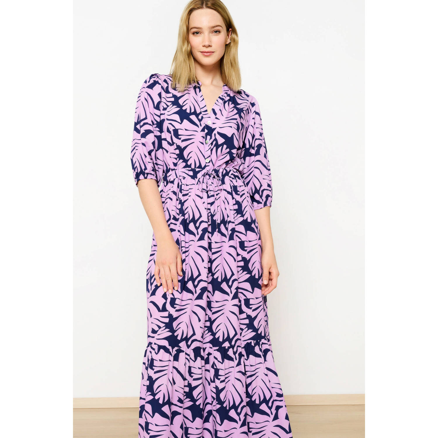 LOLALIZA jurk met all over print en volant lila donkerblauw