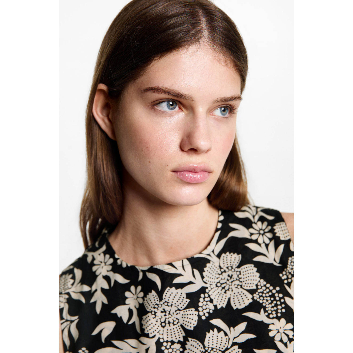 MANGO TEEN gebloemde jurk met open rug zwart beige