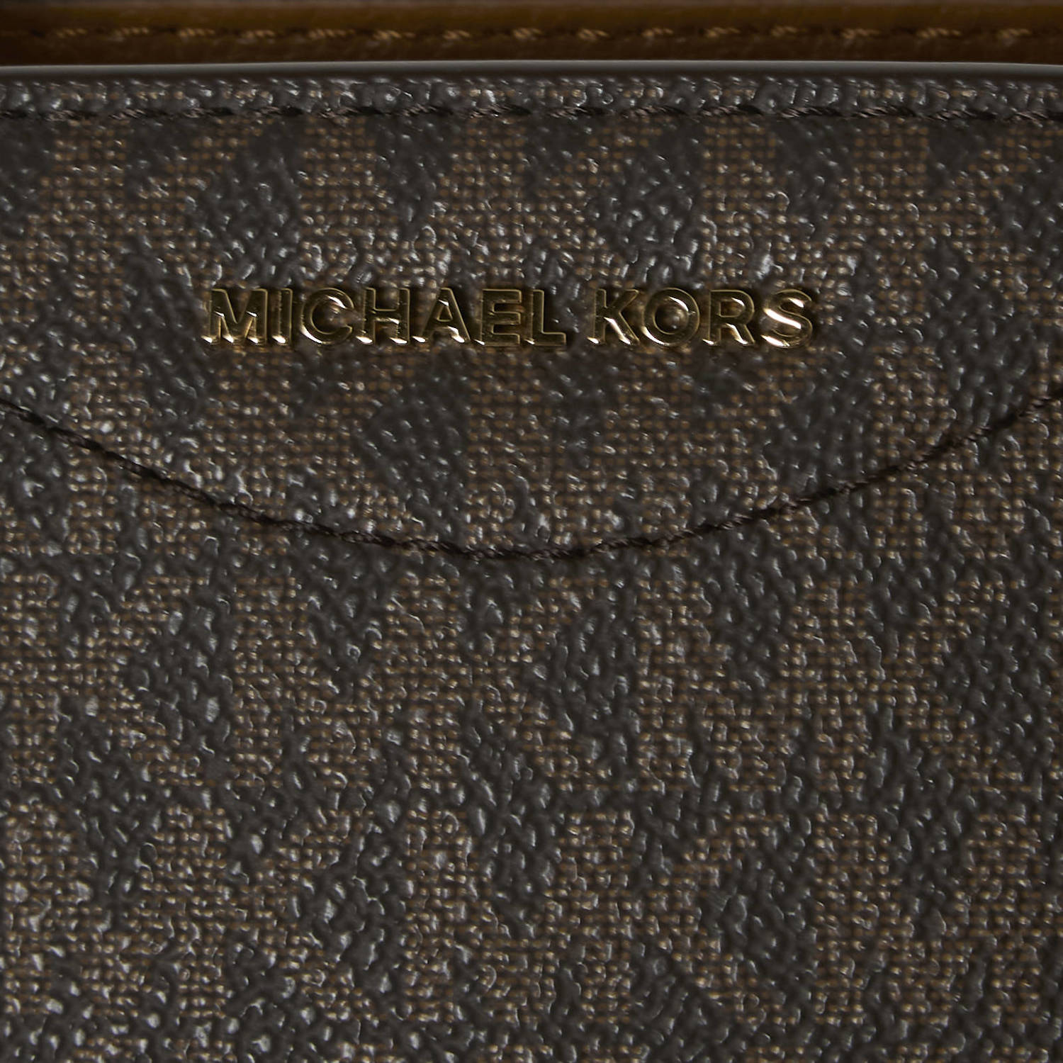 Michael Kors handtas Taryn met logoprint donkerbruin