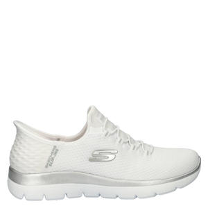 slip-on sneakers wit