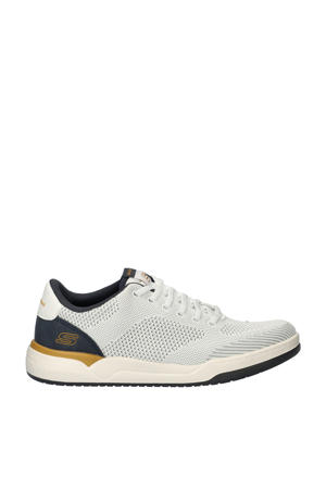 sneakers wit