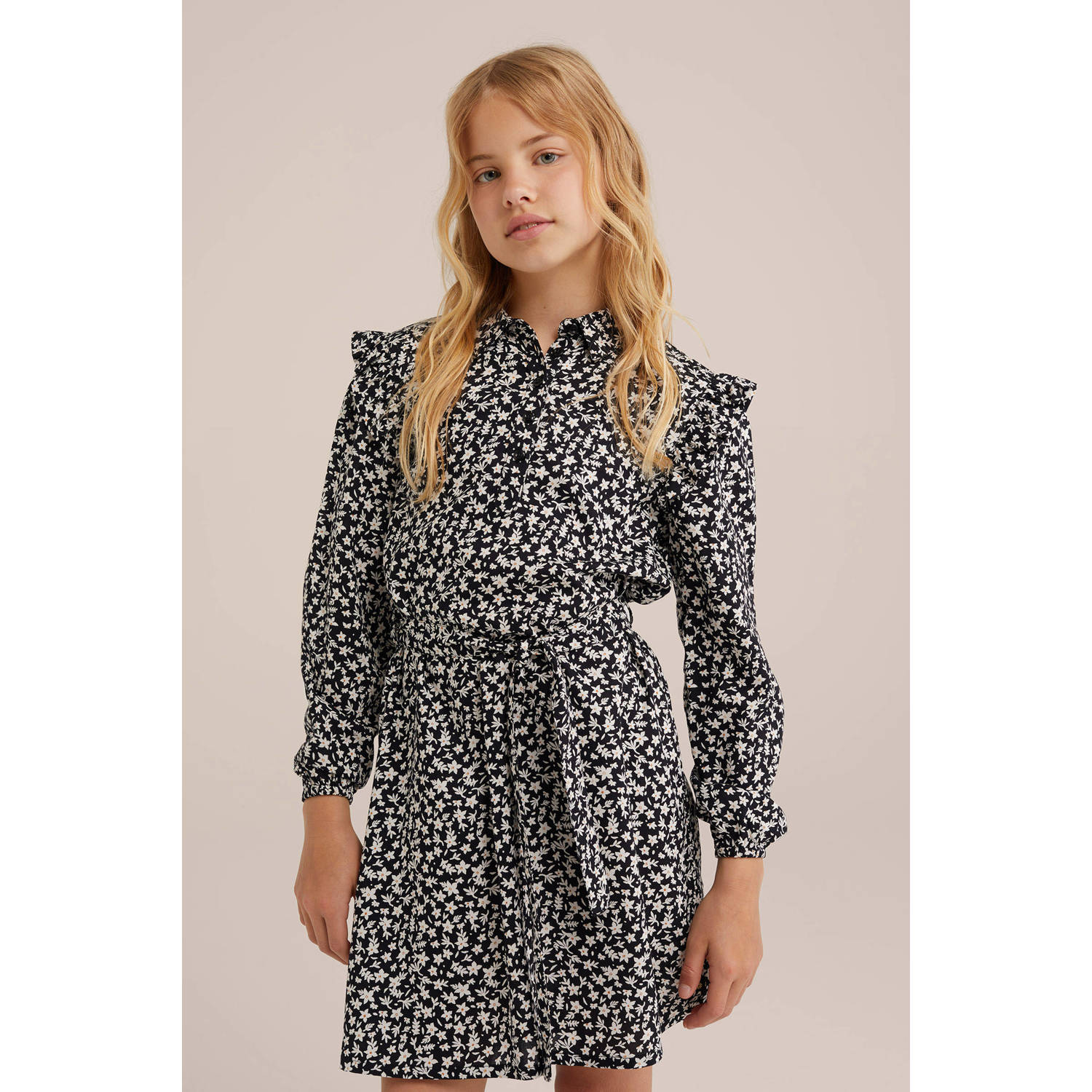 WE Fashion jurk met all over print en ruches rood roze Zwart Meisjes Viscose Klassieke kraag 110 116