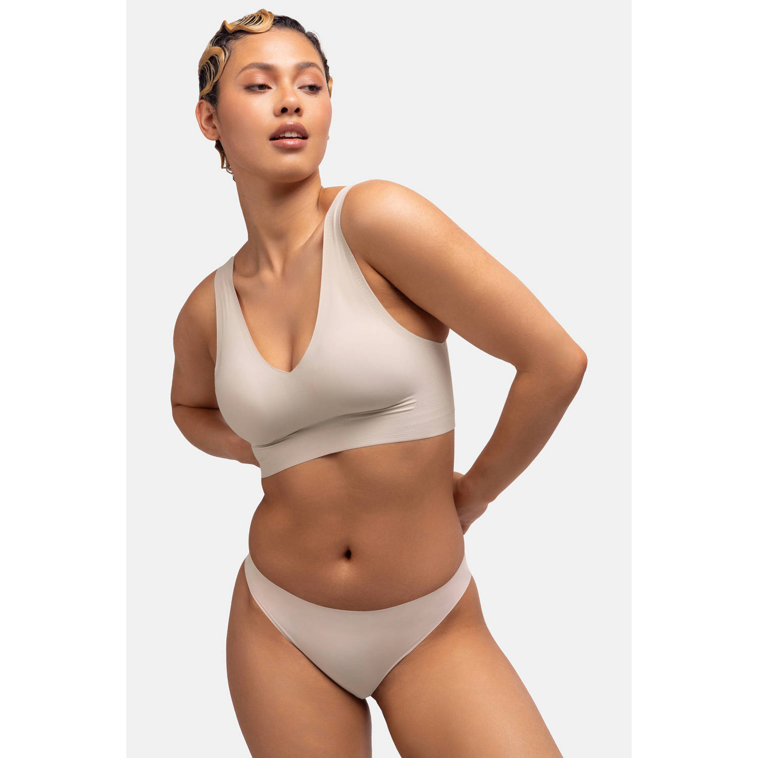 Dorina voorgevormde bh top Airlite beige