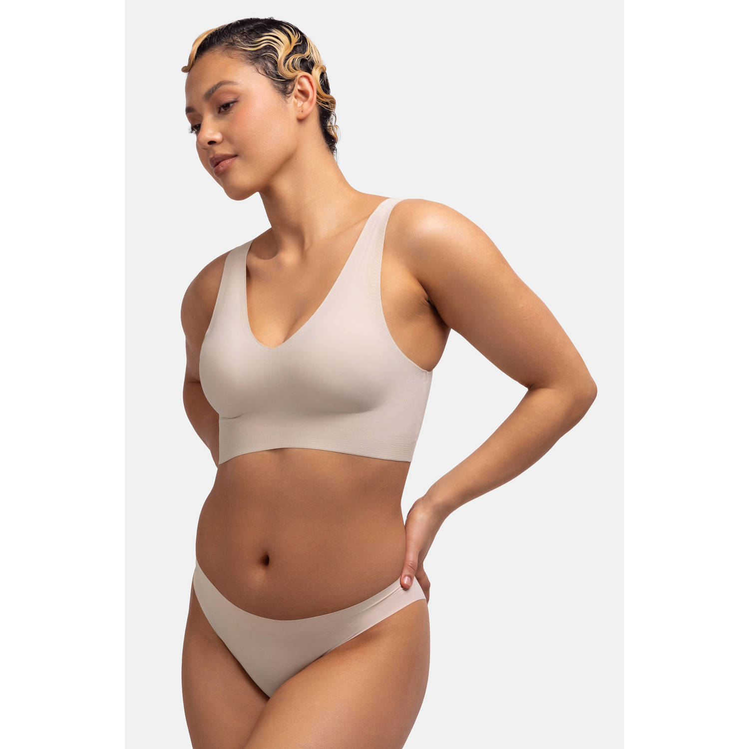Dorina voorgevormde bh top Airlite beige