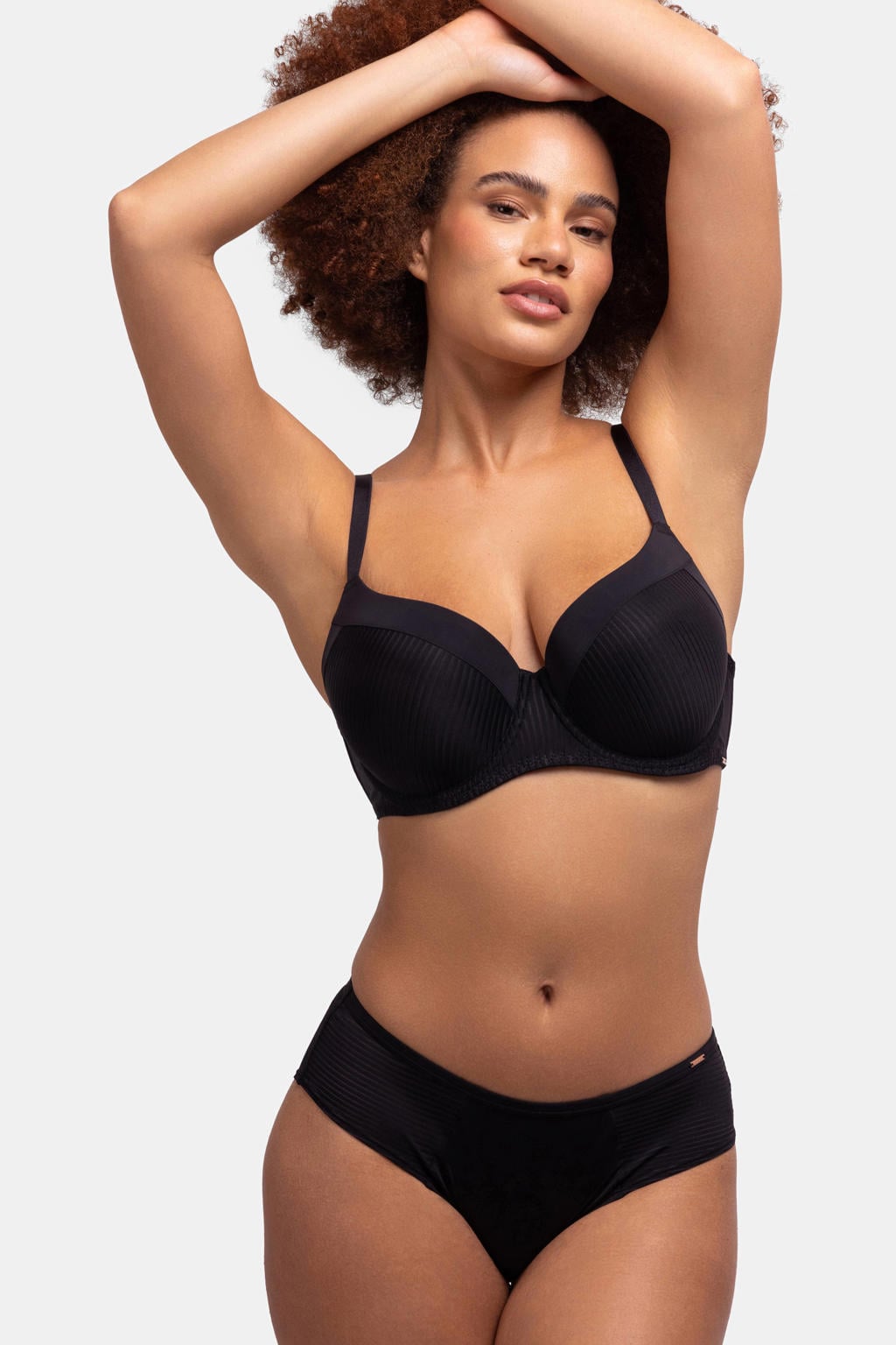Dorina Curve voorgevormde T-shirt-bh met beugel Carmen zwart