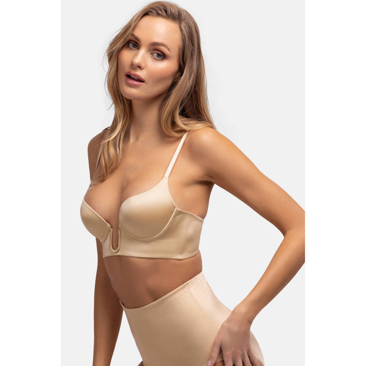 Dorina laag uitgesneden voorgevormde beugelbh Sublime Sculpt beige