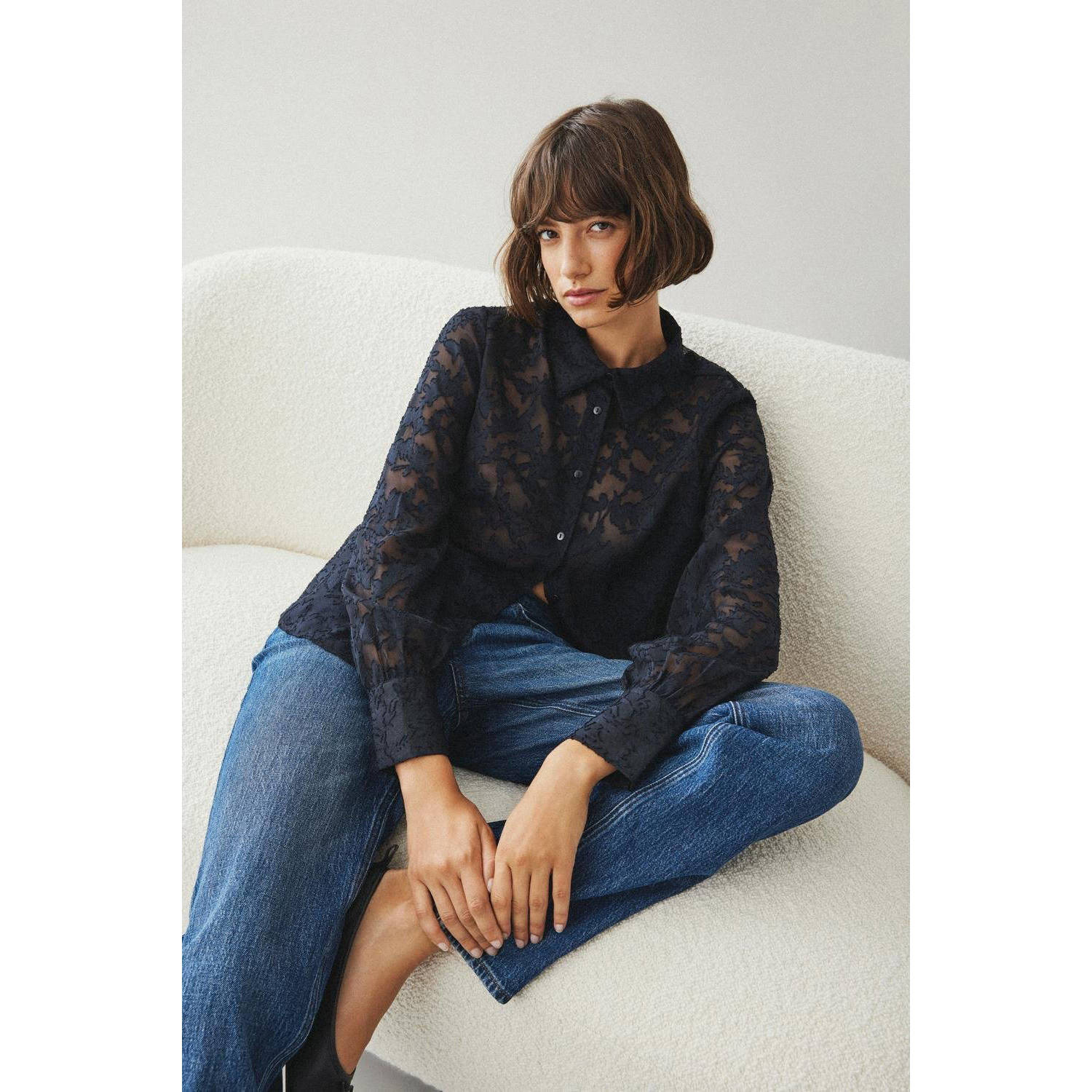 VILA blouse VIFLEMA met bladprint zwart