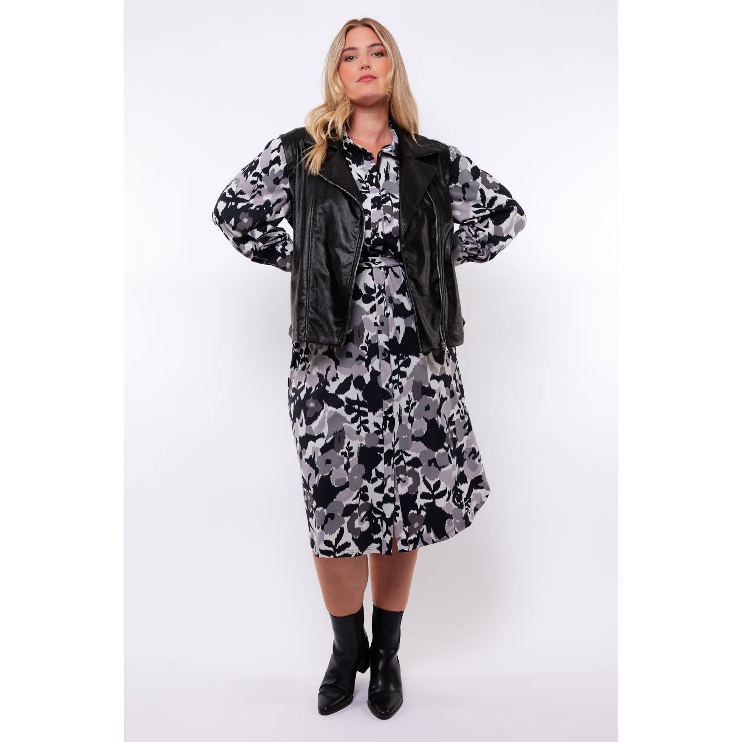 Exxcellent imitatieleren gilet zwart