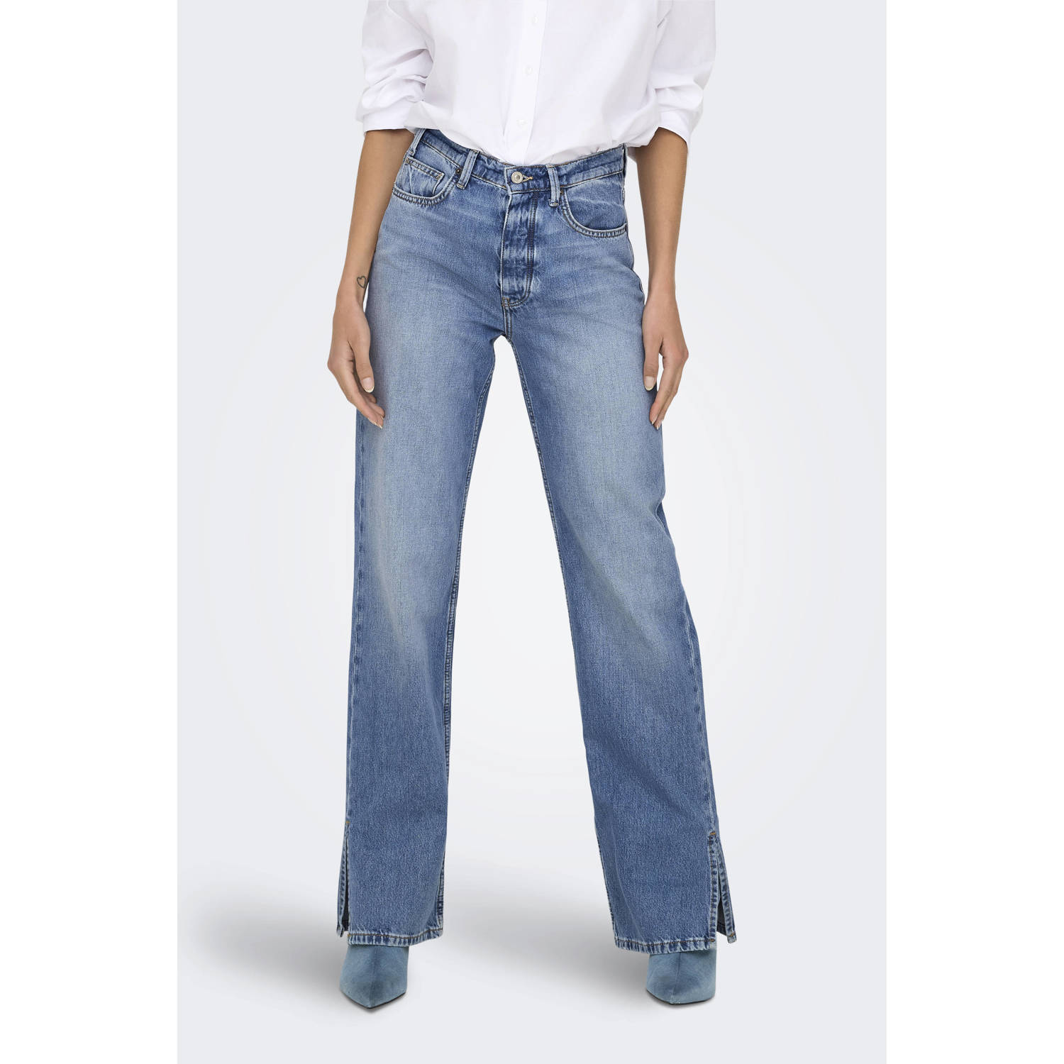 ONLY high waist straight leg jeans ONLMISCHA medium blue denim