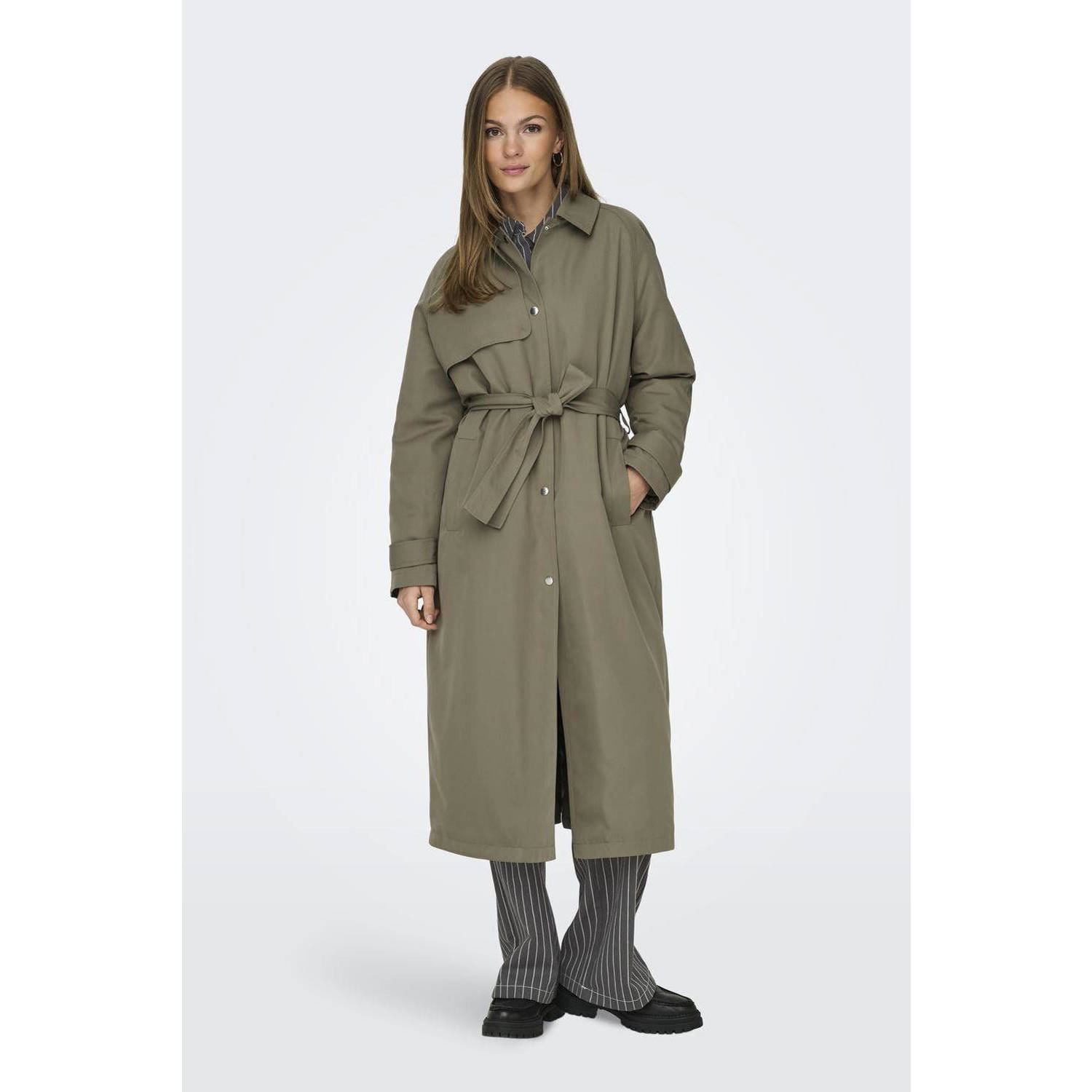 ONLY trenchcoat tussen ONLCHLOE bruin