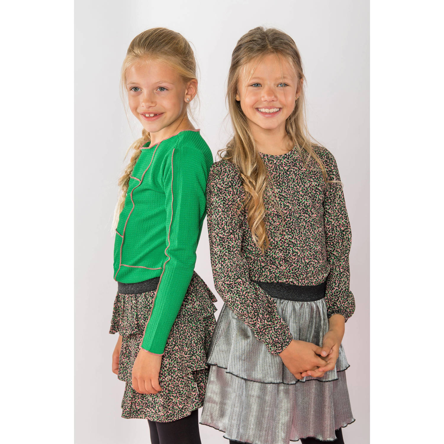 B.Nosy jurk Daisy met all over print zwart roze zilver
