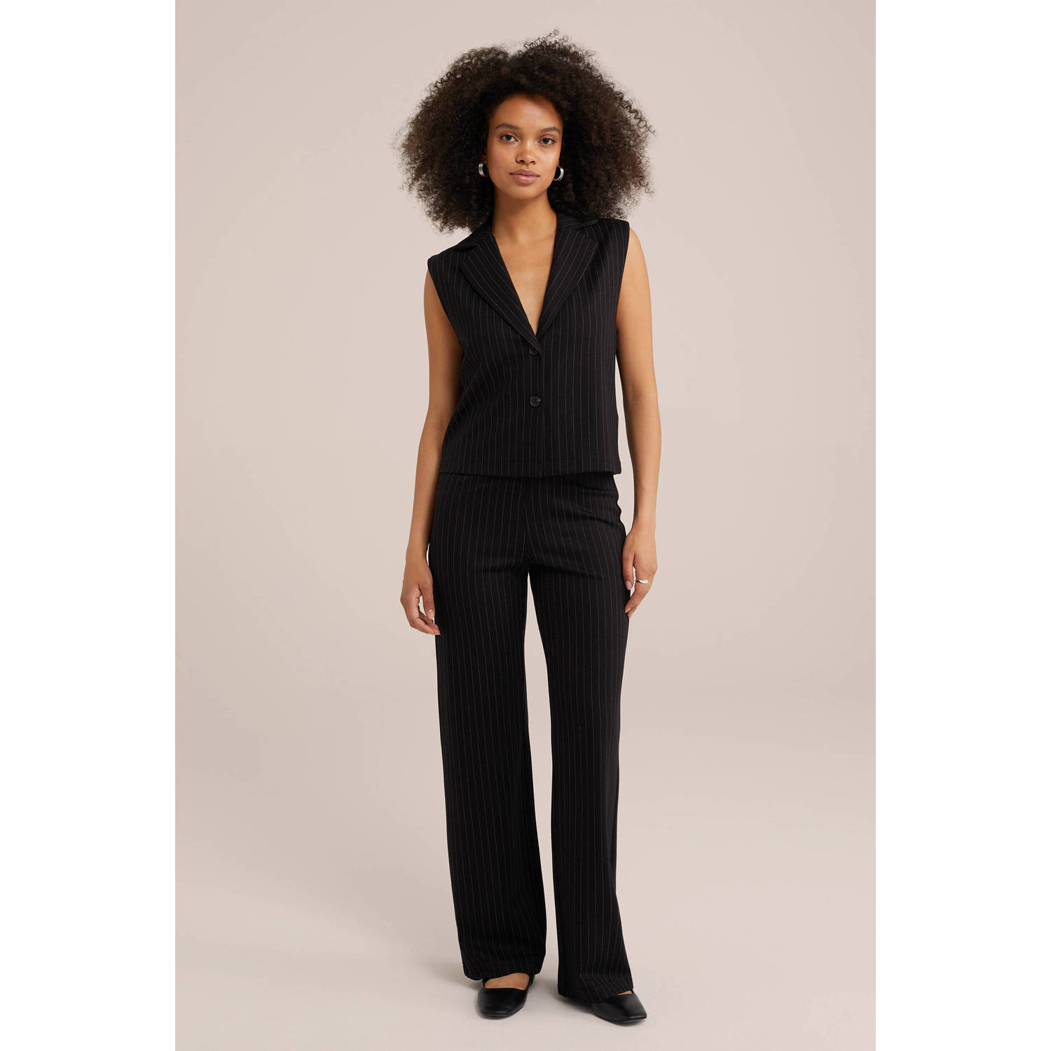 WE Fashion gestreepte high waist loose fit broek zwart zilver