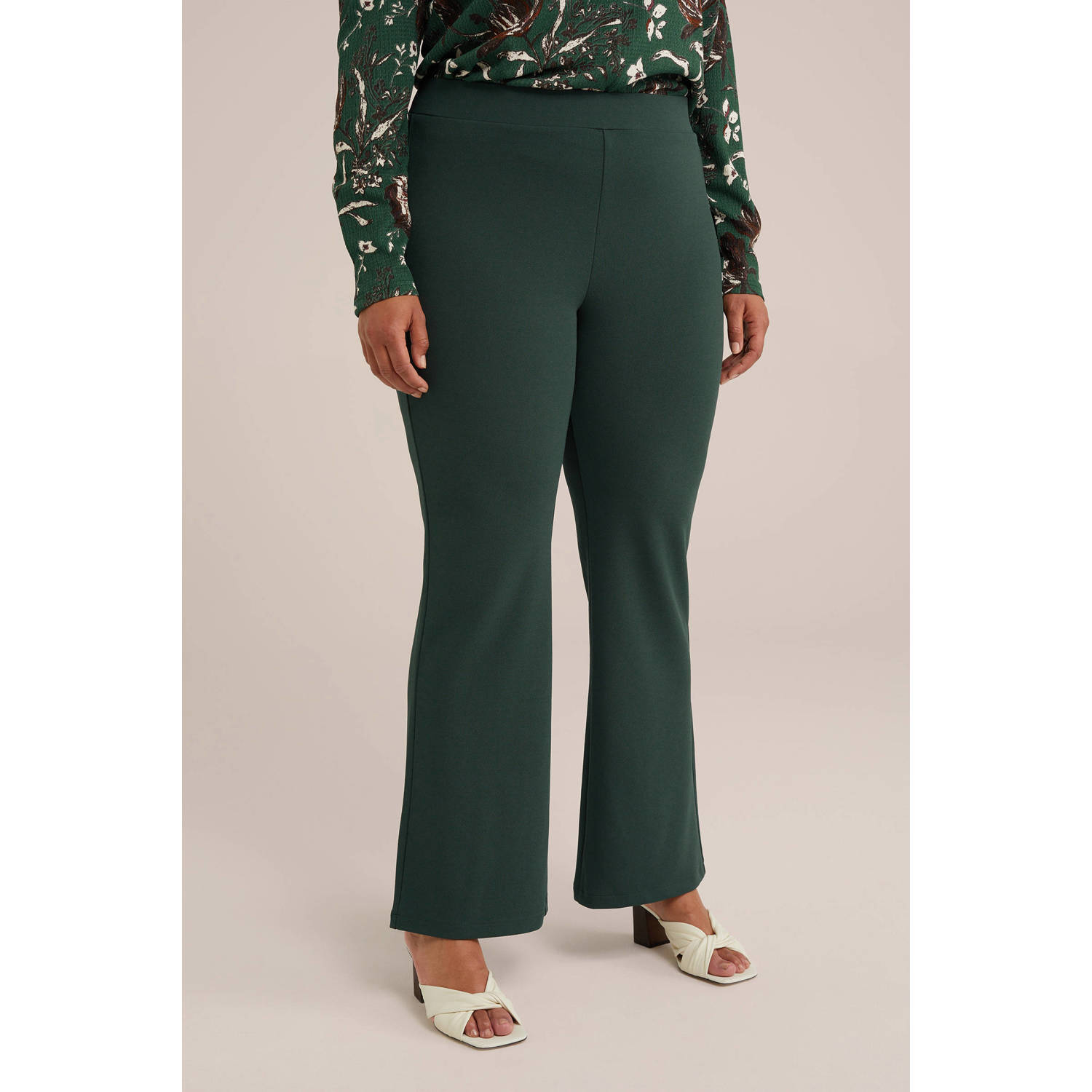 WE Fashion Curve flared broek