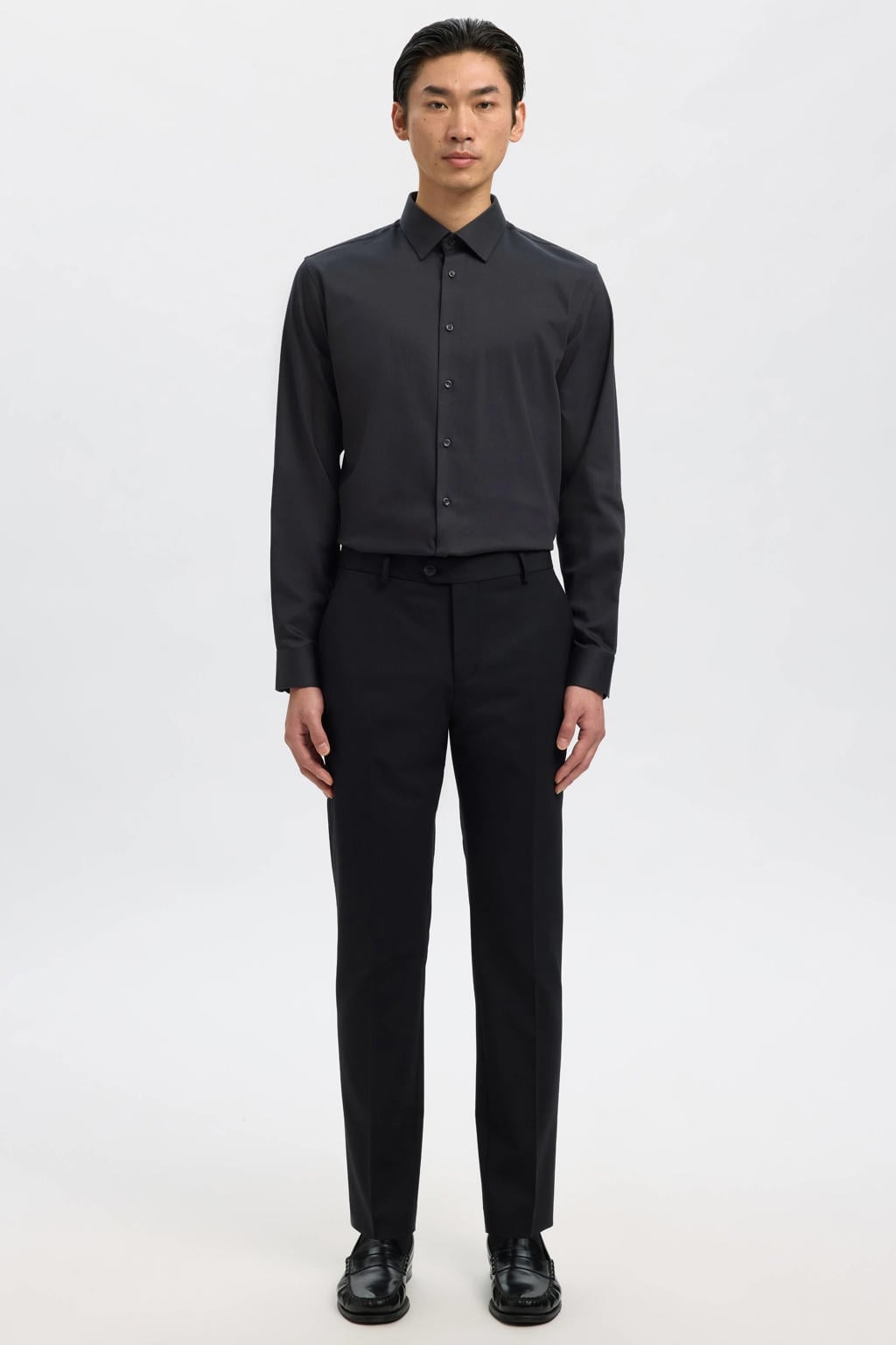 Zwarte heren SELECTED HOMME slim fit overhemd 7 van katoen met effen, extra lange mouwen en klassieke kraag