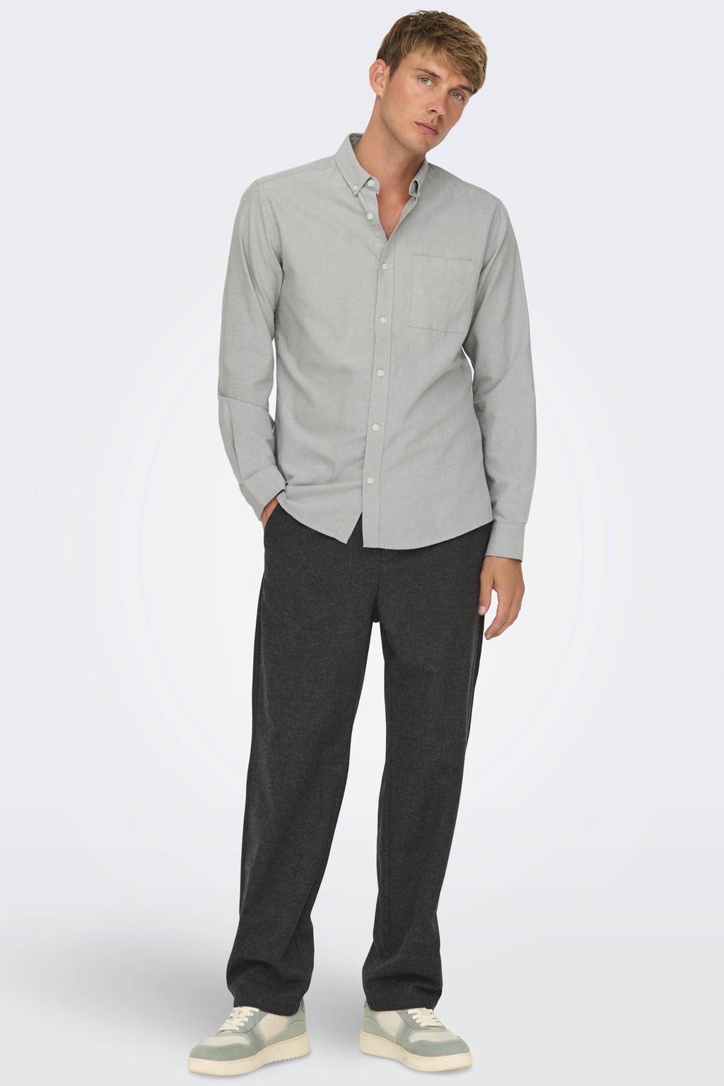 Grijze heren ONLY & SONS slim fit overhemd van katoen met effen, lange mouwen en button down sluiting