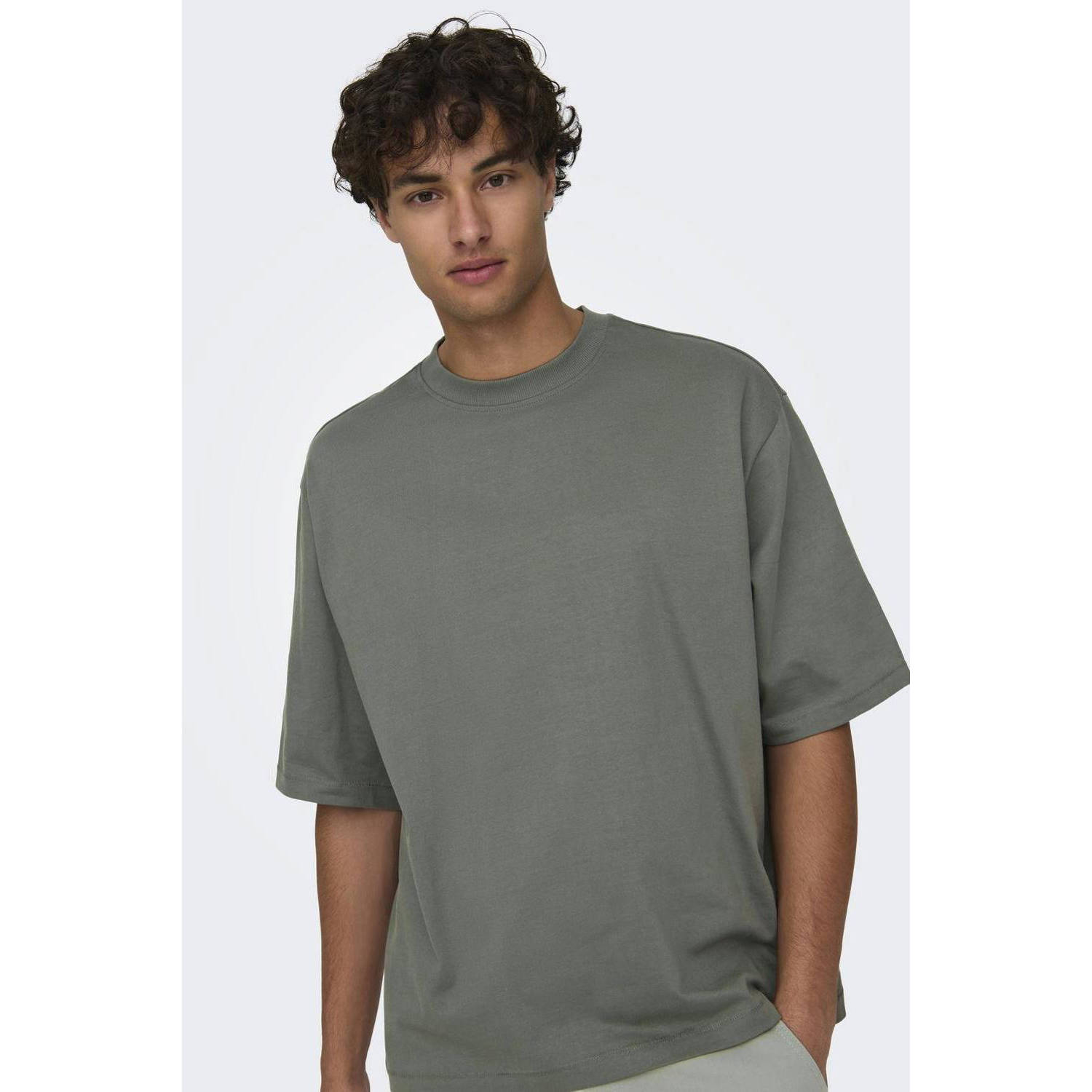 ONLY & SONS oversized T-shirt ONSMILLENIUM castor gray