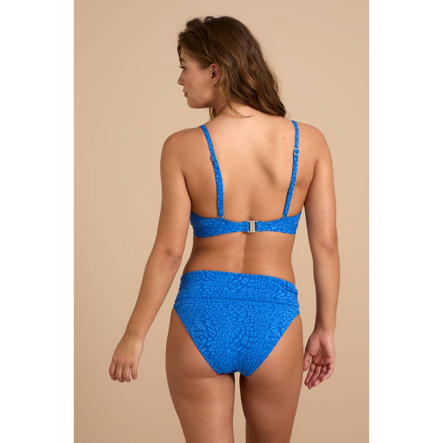 BEACHWAVE voorgevormde crop bikinitop blauw