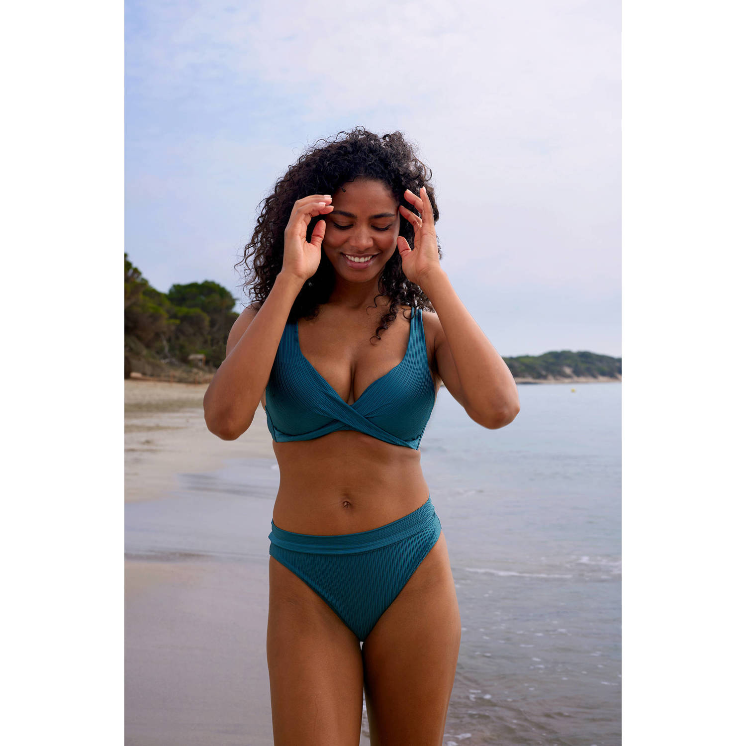 BEACHWAVE voorgevormde push-up bikinitop petrol