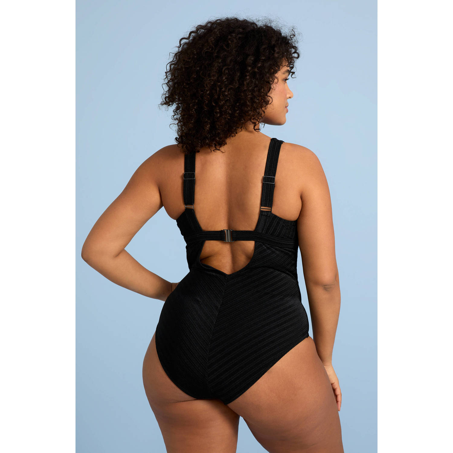 BEACHWAVE Curve corrigerend badpak zwart