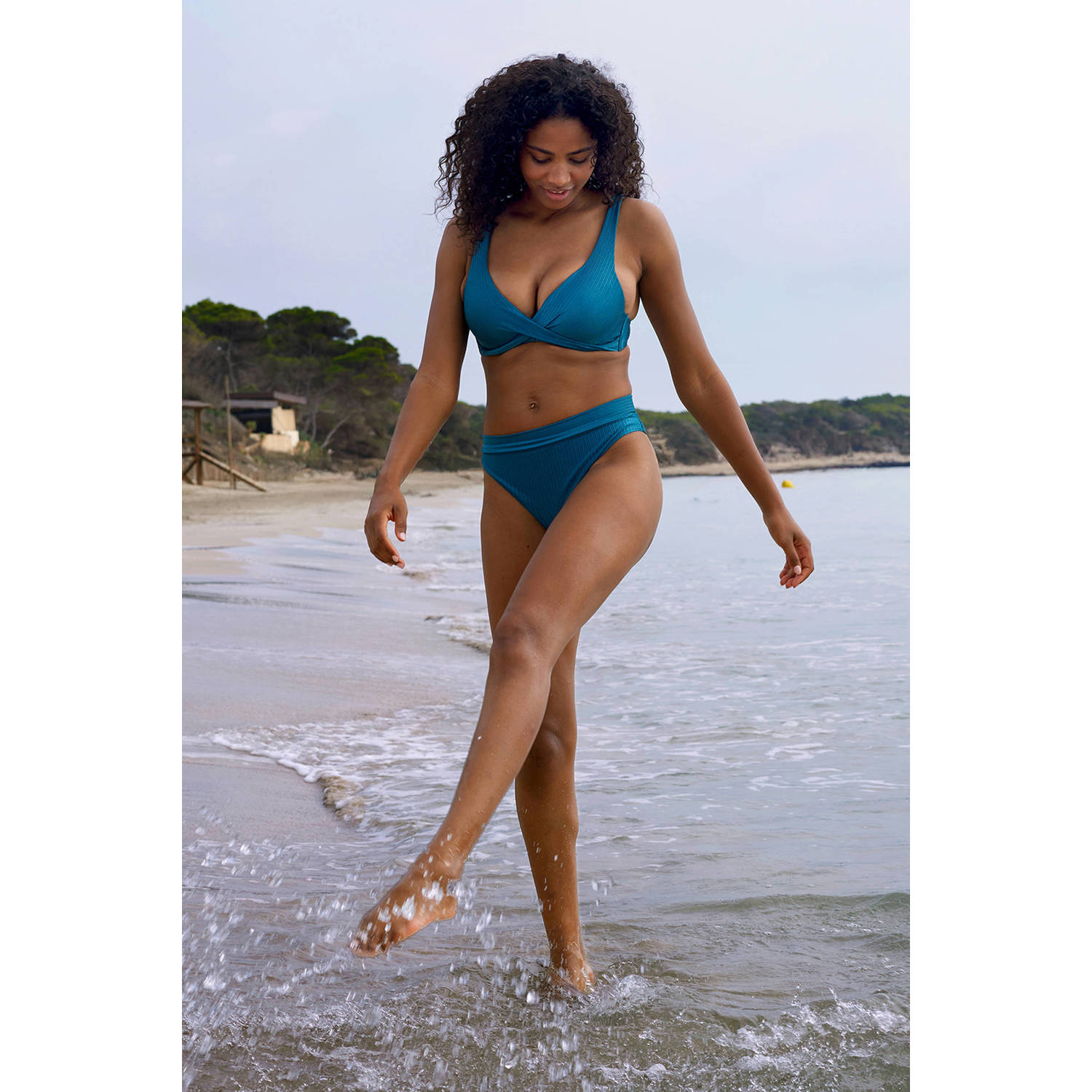 BEACHWAVE high waist bikinibroekje petrol