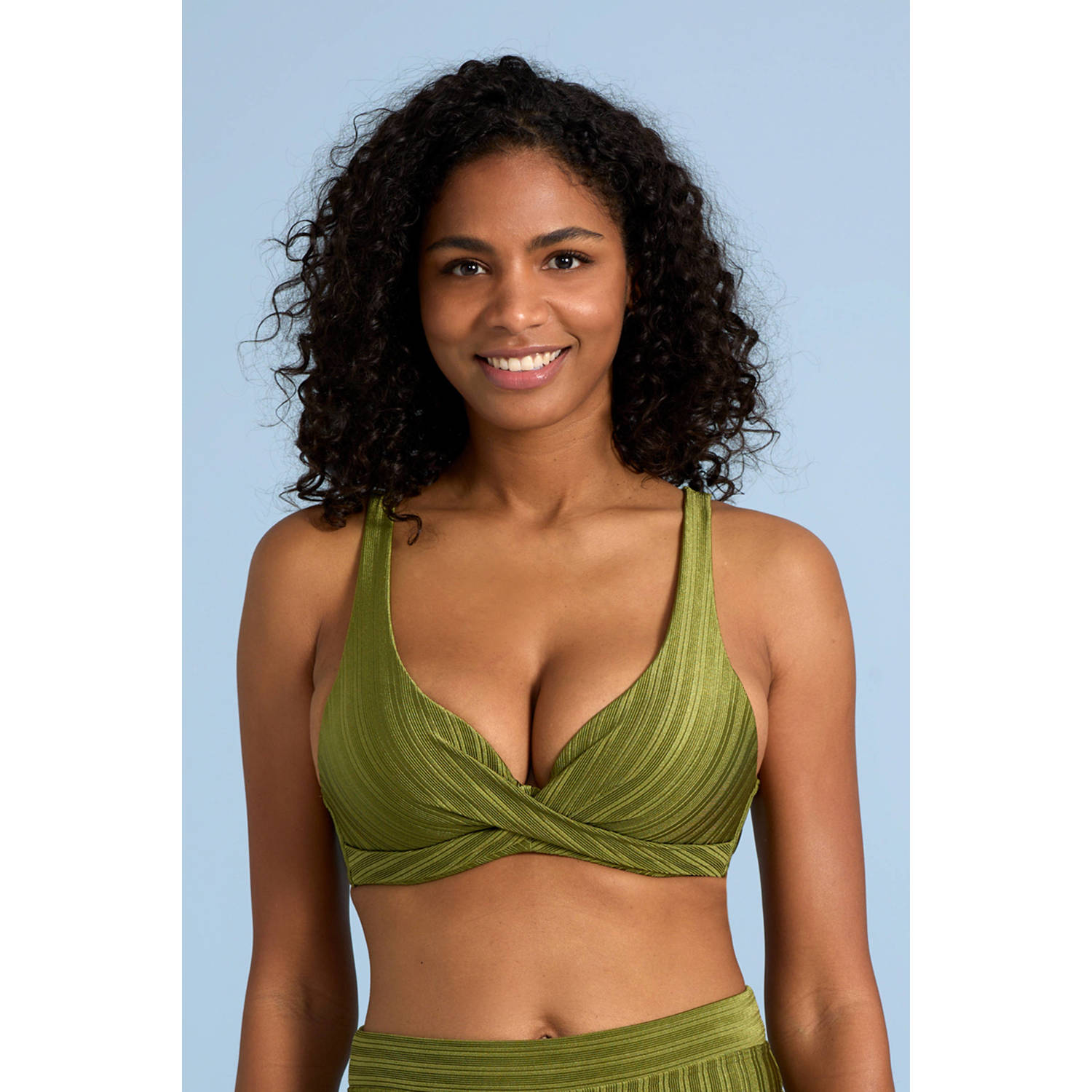 BEACHWAVE voorgevormde push-up bikinitop groen