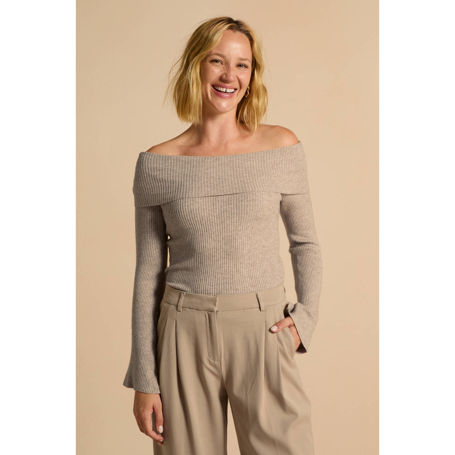 ONLY off shoulder top ONLJAYDEN lichtbruin