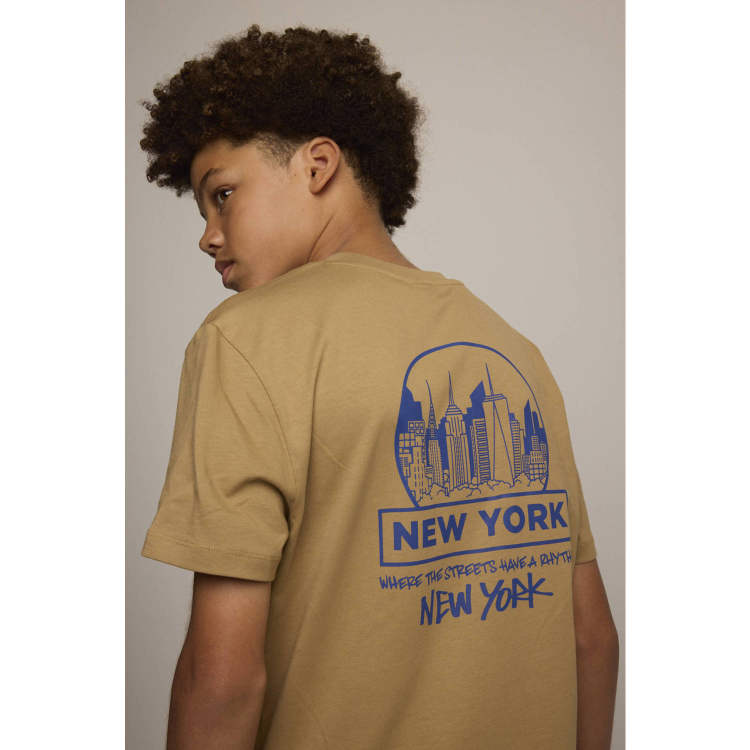 America Today T-shirt Errol JR met backprint camel