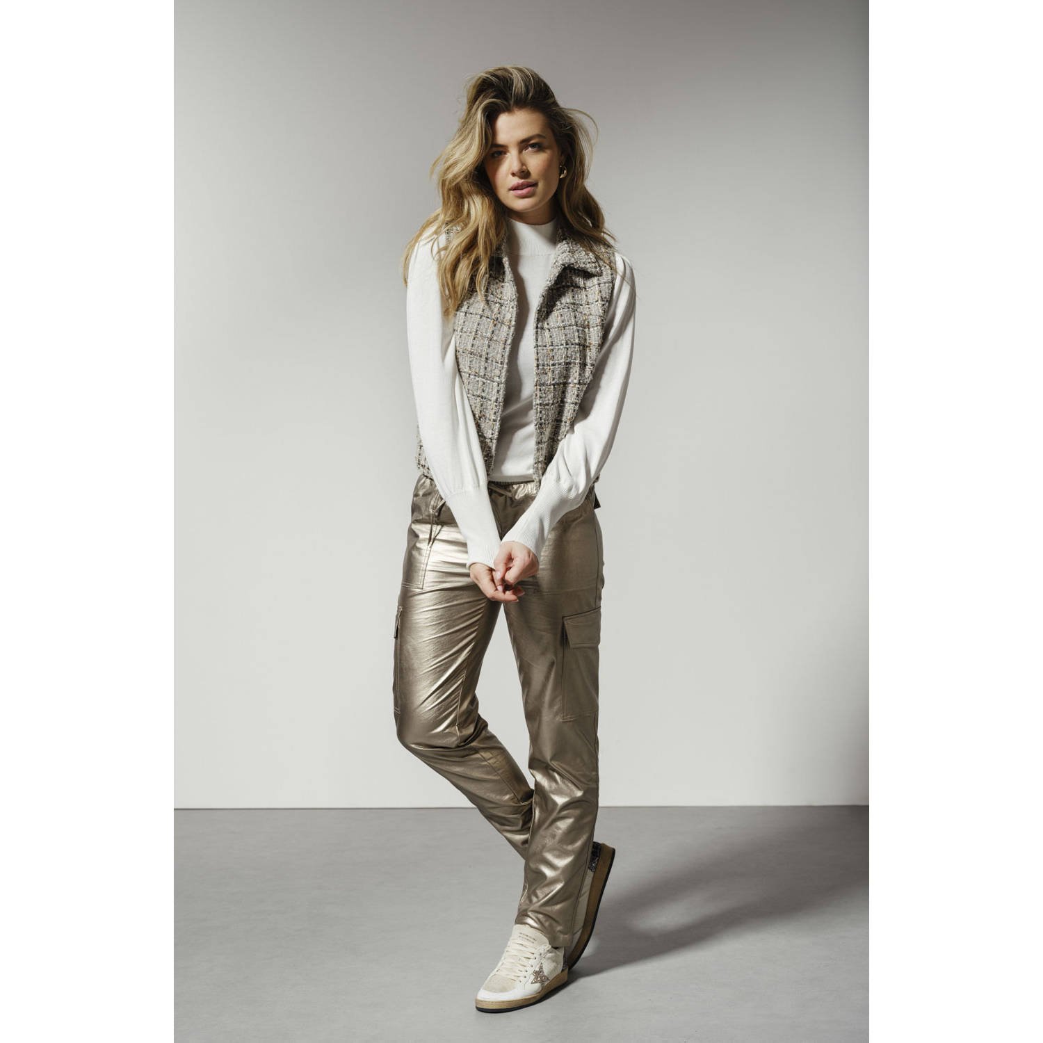 Tramontana coated regular fit broek Trousers Gold Cargo Pockets goud