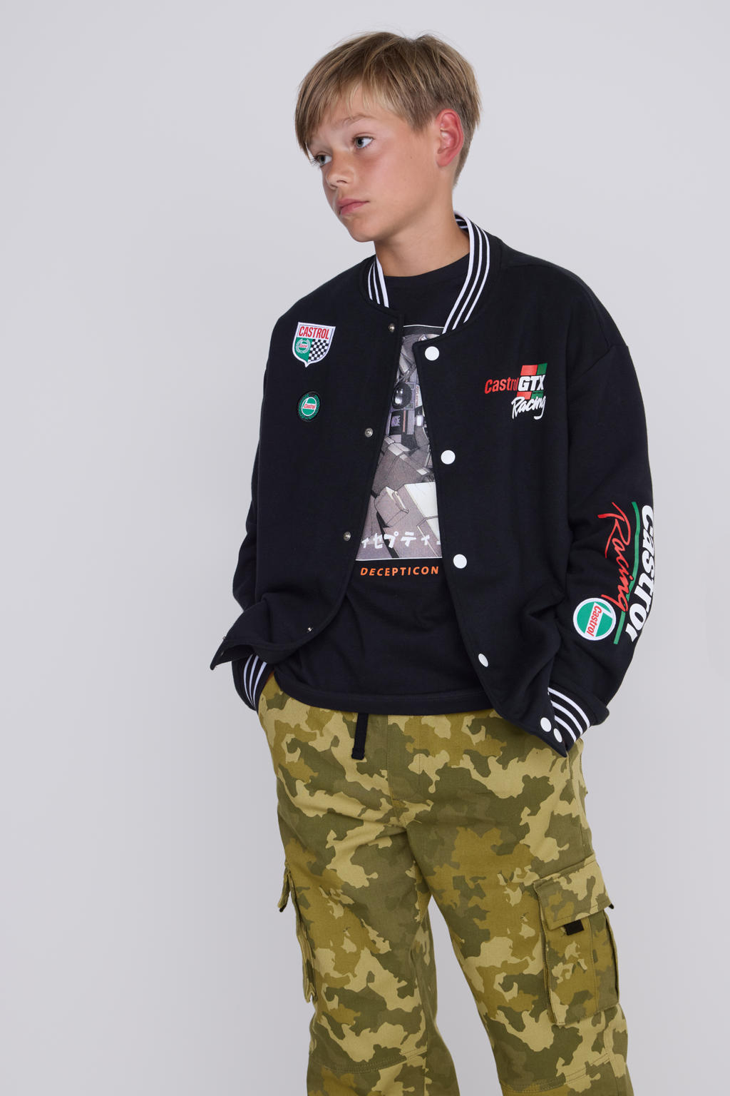 Zwarte jongens Coolcat unisex sweatvest License Castrol met printopdruk, lange mouwen, opstaande kraag, drukknoopsluiting en geribde boorden