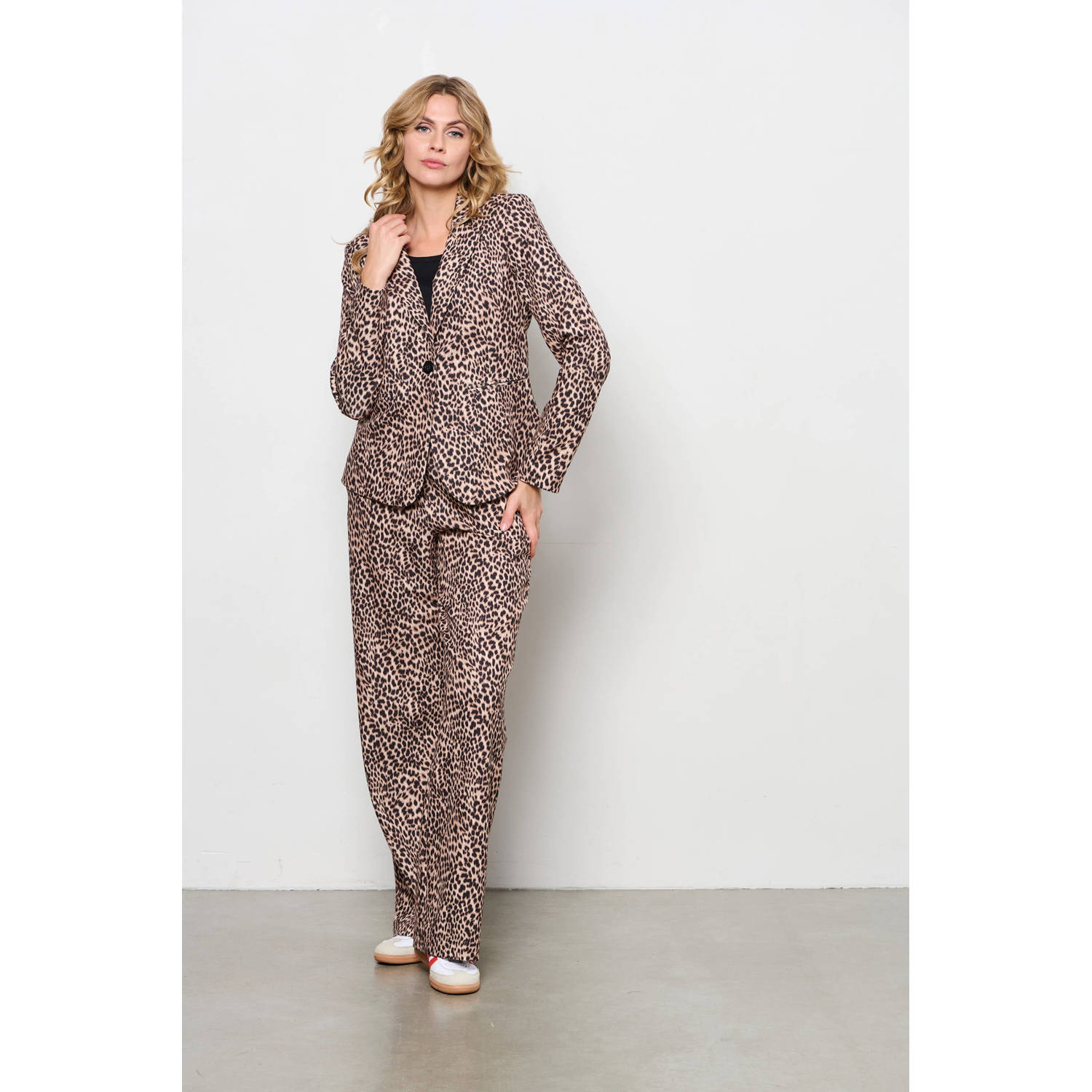 &Co Woman rechtvallende blazer COPENHAGEN ANIMAL met panterprint bruin zwart