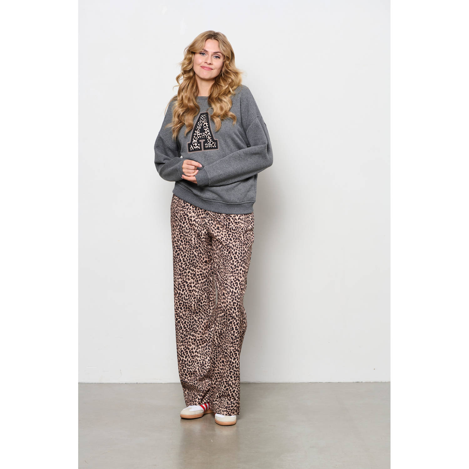 &Co Woman straight fit broek met panterprint bruin zwart