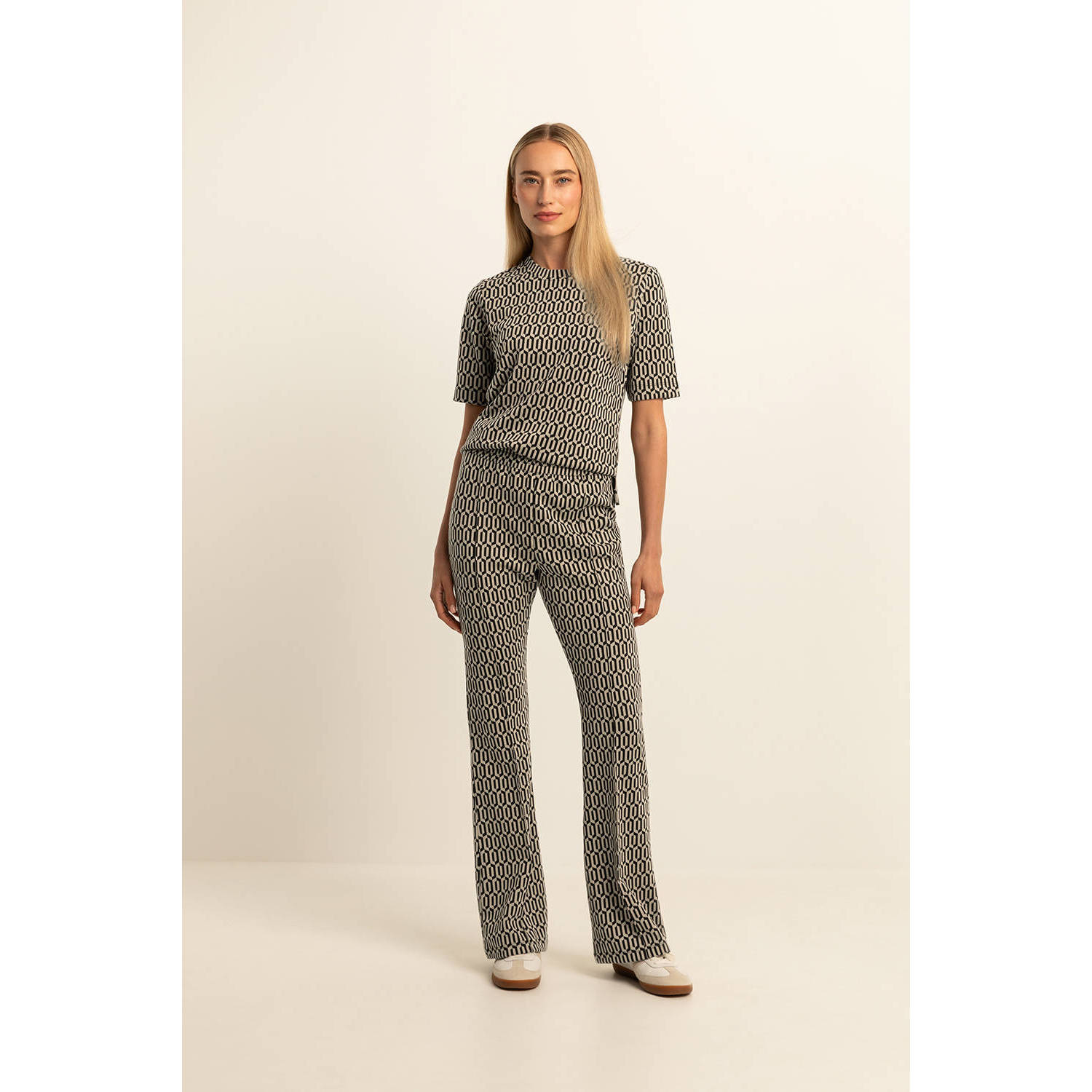 Expresso flared broek EX24-21049 met all over print zwart geel