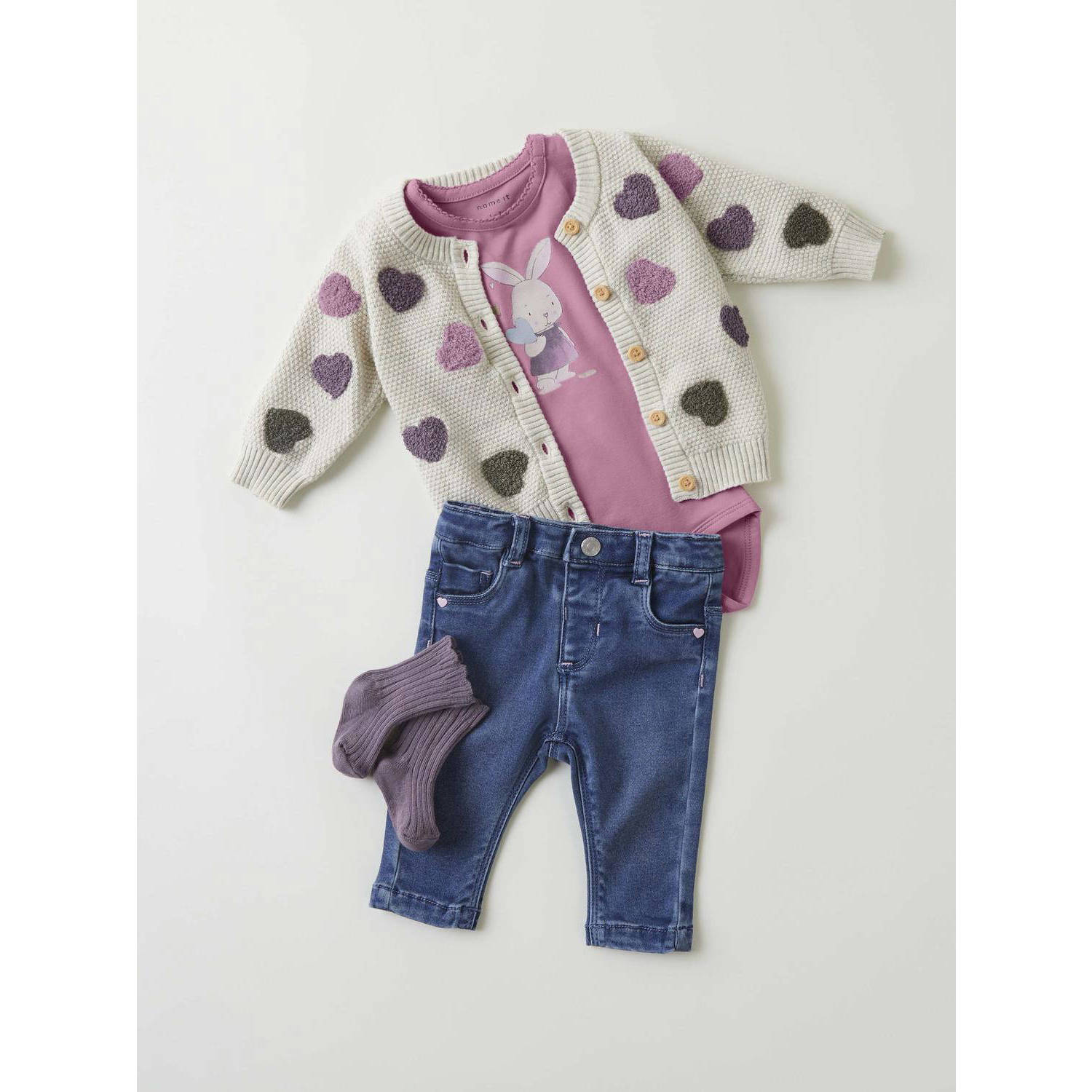 NAME IT BABY vest NBFNEHEART met hartjes en patches beige roze