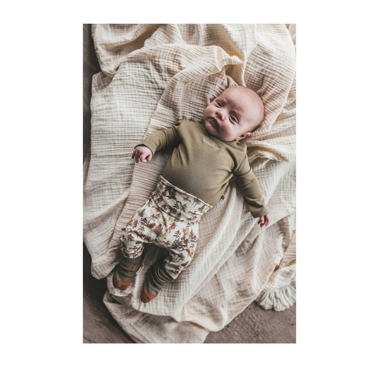 Your Wishes baby broek met all over print wit groen bruin