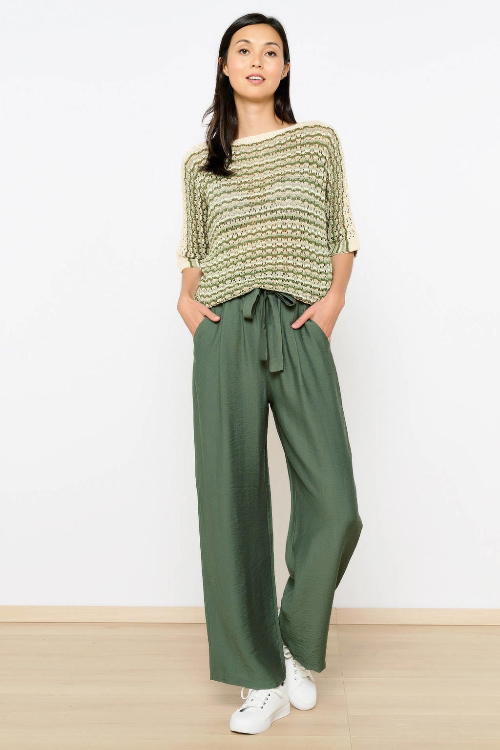 Kakikleurige dames LOLALIZA high waist wide leg broek van viscose met effen