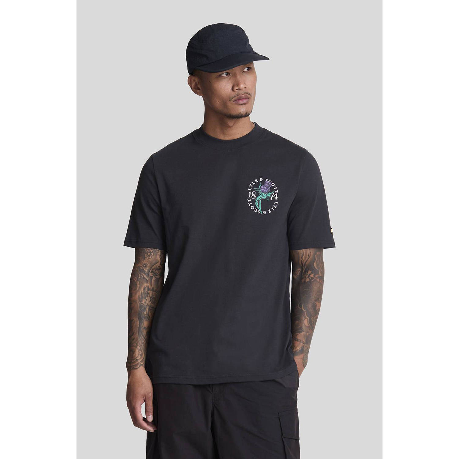 Lyle & Scott T-shirt met backprint zwart