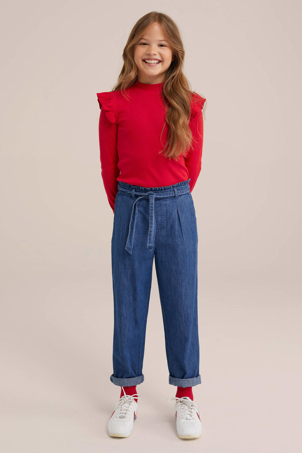 Rode meisjes WE Fashion longsleeve van stretchkatoen met effen, lange mouwen, ronde hals en ruches