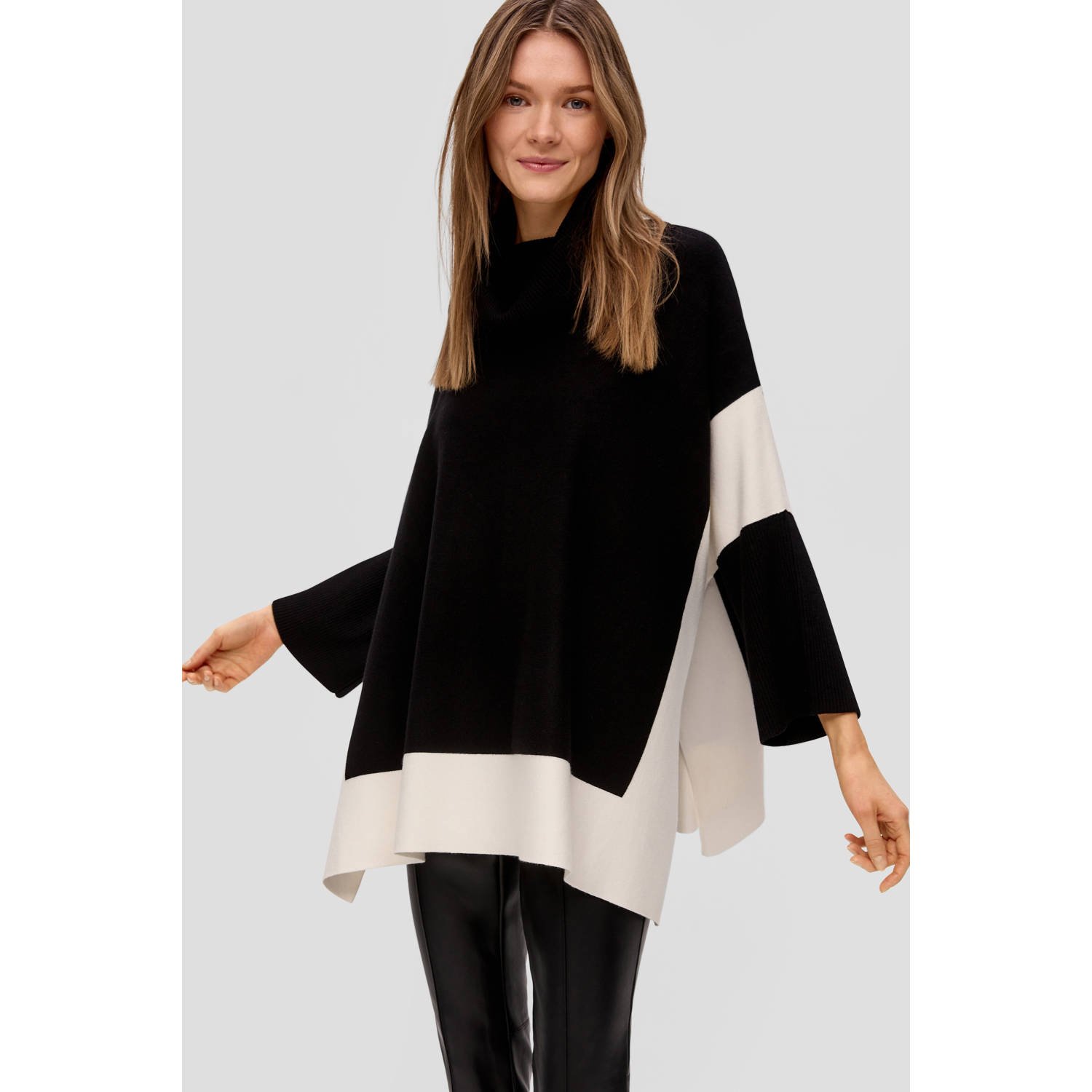 S.Oliver BLACK LABEL Oversized pullover in ponchostijl van viscosemix met colour-blocking