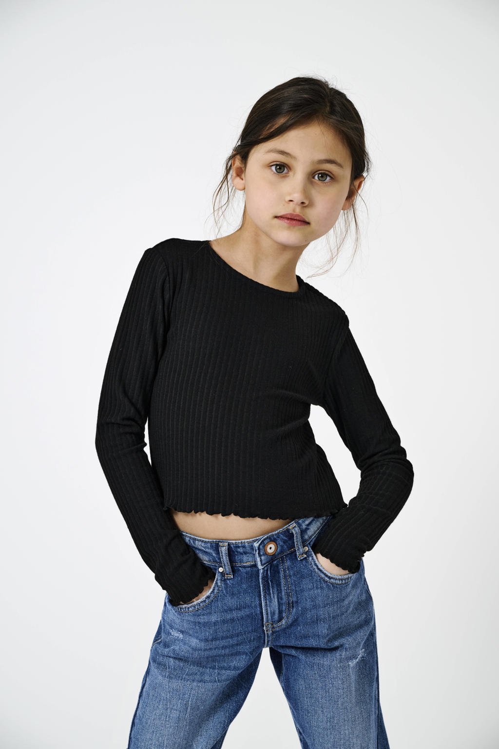 Zwarte meisjes KIDS ONLY GIRL longsleeve van polyester met effen, lange mouwen, ronde hals en golvende afwerking