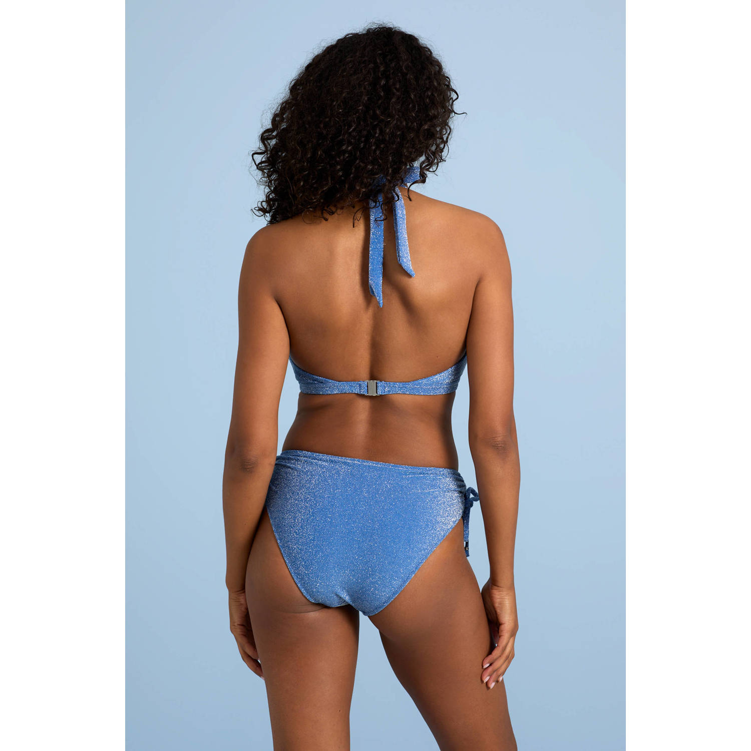 BEACHWAVE voorgevormde halter bikinitop met lurex blauw