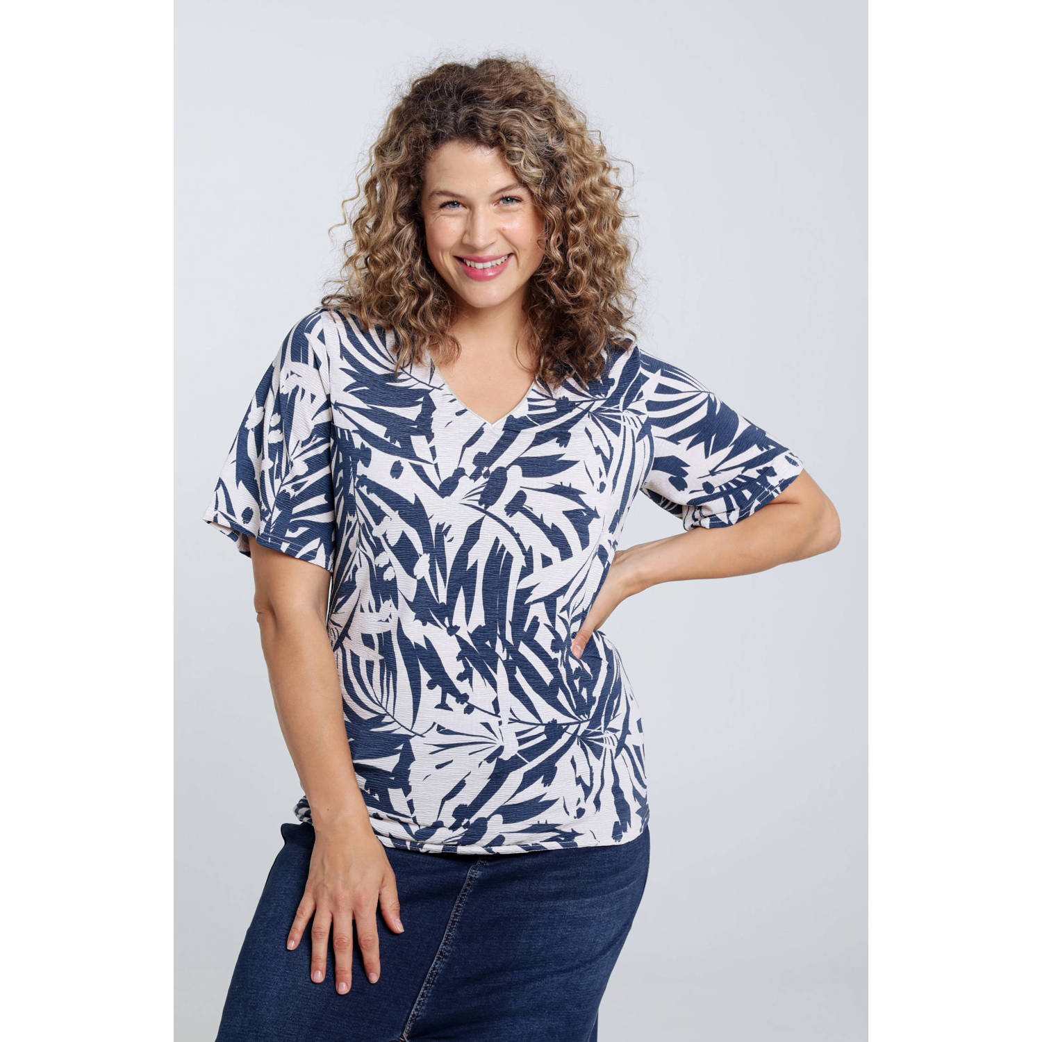Paprika top met all over print blauw wit