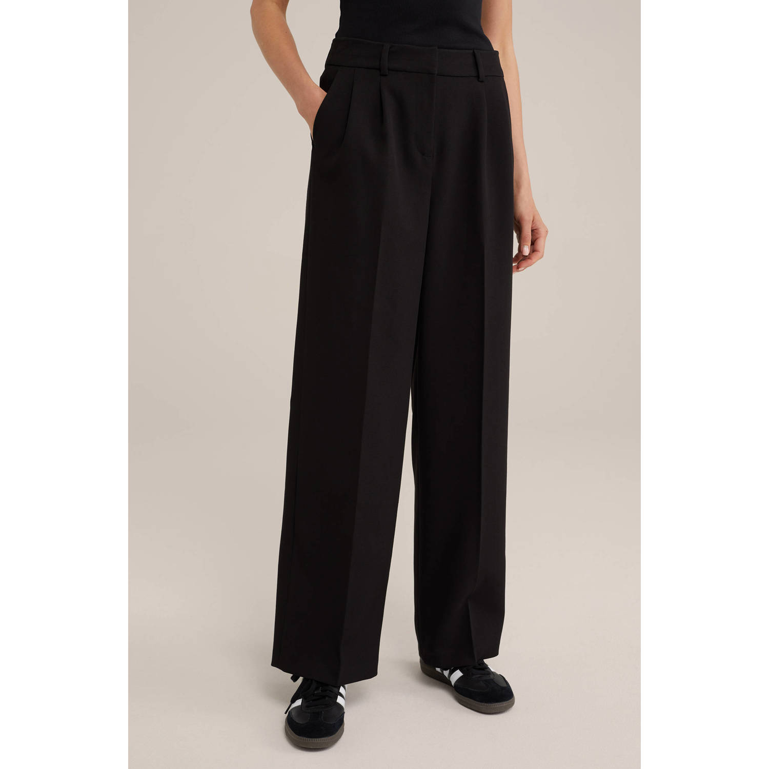 WE Fashion straight fit pantalon zwart