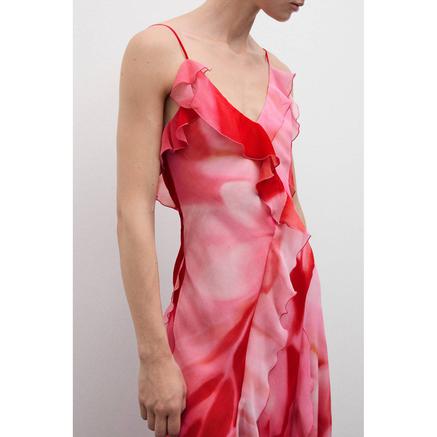 Mango jurk met ruches en all over print roze rood